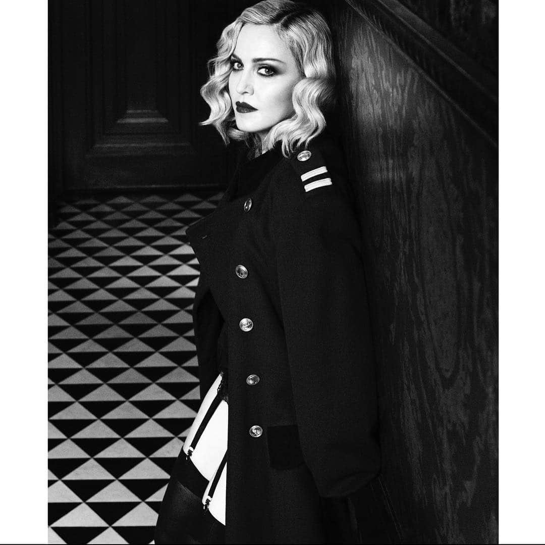 ルイージ&イアンゴさんのインスタグラム写真 - (ルイージ&イアンゴInstagram)「Happy Birthday to Madame ❌ @madonna  only one word: E❌traordinary you are ! Only one like you ♥️ . And we can’t stop to looooove you and admire you」8月16日 17時36分 - luigiandiango