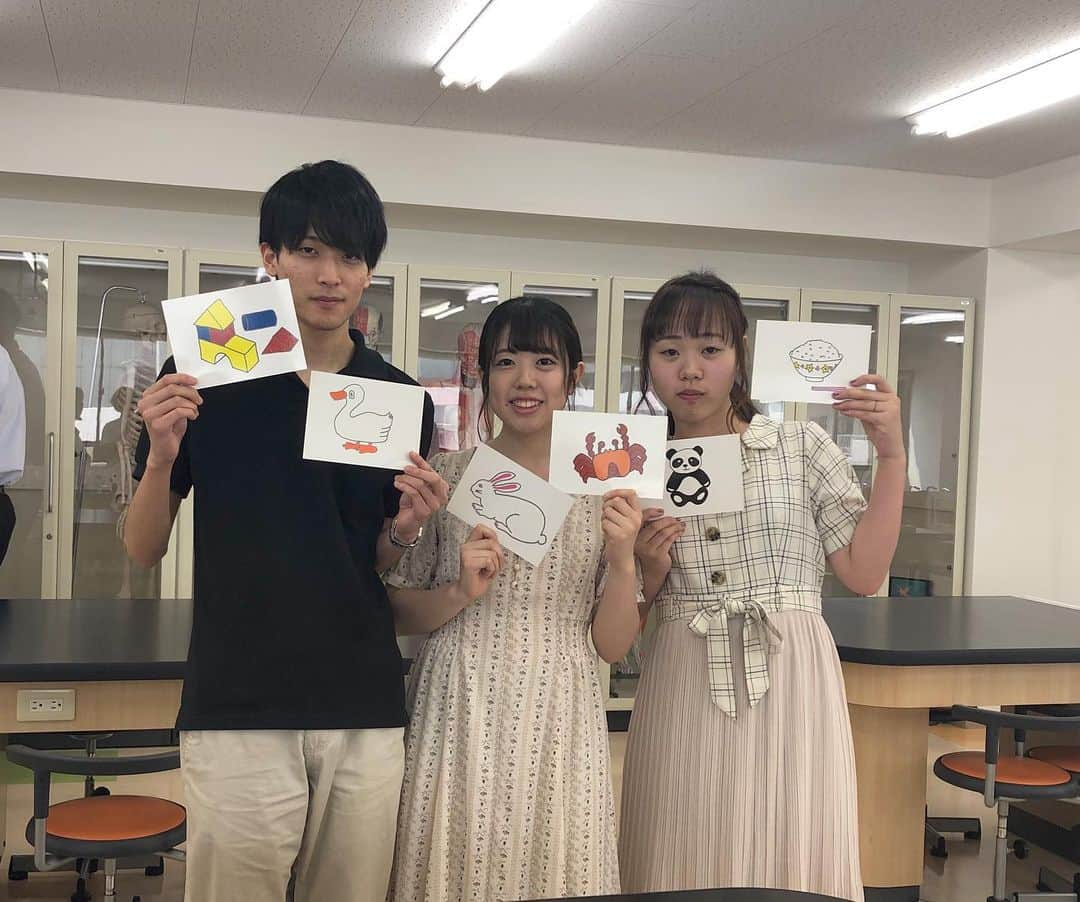 東京医薬専門学校さんのインスタグラム写真 - (東京医薬専門学校Instagram)「言語聴覚士科です🥰 私たちが手に持っているのは失語症の検査などで使われる言葉カードです！ 可愛い絵もたくさんあります💖 #東京医薬専門学校 #言語聴覚士科」8月16日 16時31分 - tokyo_iyaku