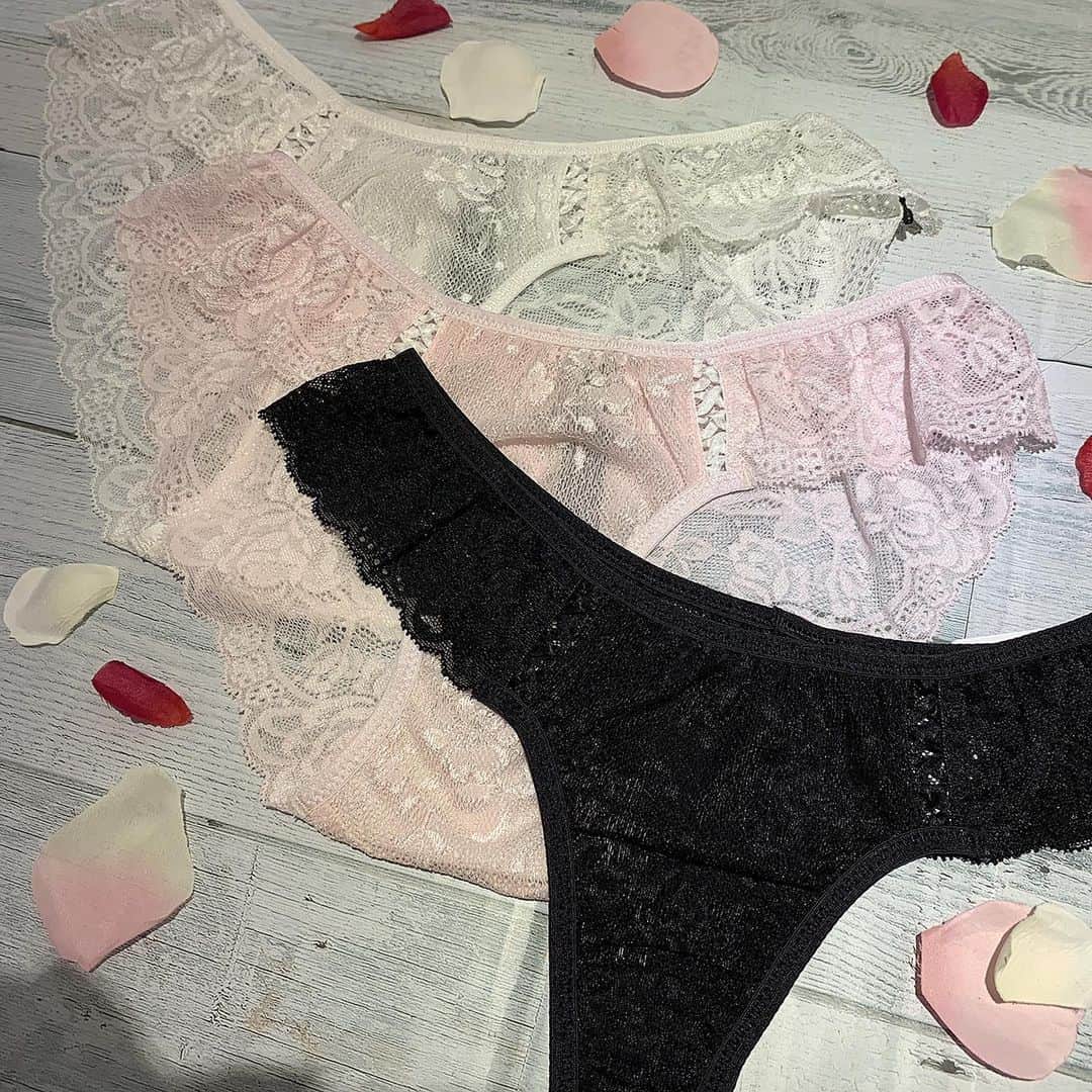 Ravijour札幌4丁目プラザ店のインスタグラム：「今日から新作第2弾発売💫 可愛いショーツだってありますよ💕 詳しくはblog更新しました！ TOPのURLから飛んでください🐥 #onsale #ravijour  #ラヴィジュール #ravijourstaff  #ravijourofficial  #ravijoursapporo」