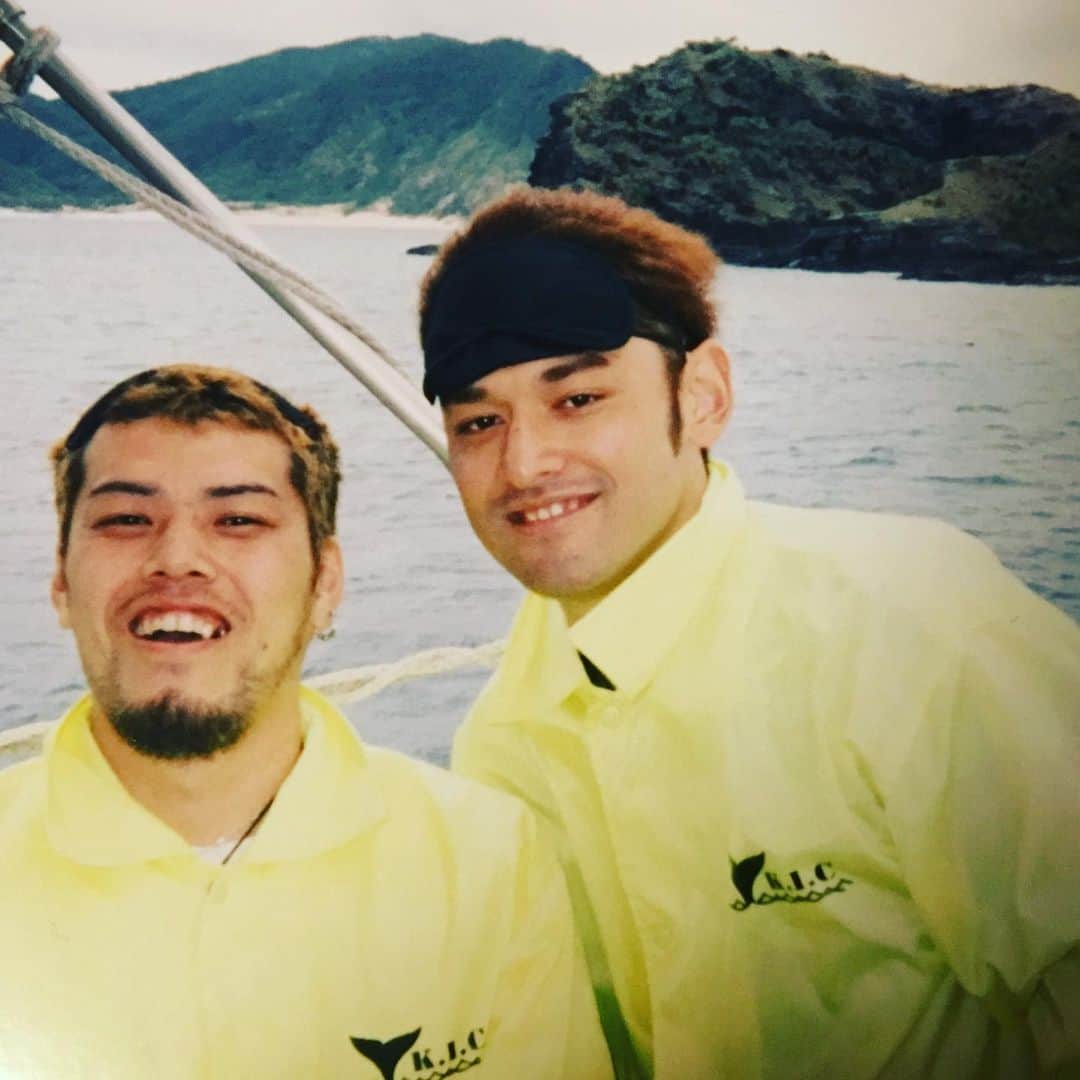 宮田麺児のインスタグラム：「引き出しから出てきた。  これがあるから今がある。 しかし これがなんの写真かは 全く記憶にない。」