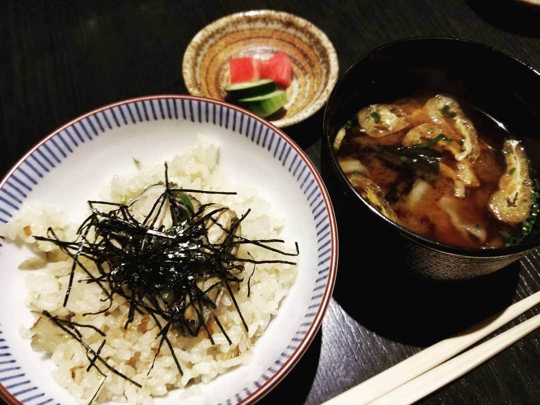 華彩ななさんのインスタグラム写真 - (華彩ななInstagram)「牡蠣の塩辛って初めて食べた😋💕日本酒が欲しくなる味。  #生牡蠣  #オイスター  #牡蠣の天婦羅  #牡蠣の塩辛  #牡蠣三昧  #銀座」8月16日 9時17分 - nanakasai