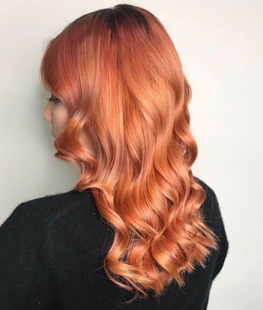 CosmoProf Beautyさんのインスタグラム写真 - (CosmoProf BeautyInstagram)「Hope your day has been just Peachy! 🍑⁣ ⁣ Shiny, peachy hair goals created by @haircris⁣ using all @tigicopyright 🧡⁣ Lightener:  @tigiprofessionals True Light + 20vol/6%⁣⁣⁣⁣ Toner: #tigicopyrightcolour⁣⁣⁣ Gloss 9/03 + Gloss 7/44 + Gloss 6/6 + 8.5vol/2.55% ⁣⁣⁣⁣ ⁣⁣⁣Care & Styling: #tigicopyright⁣⁣⁣ Shine Booster and Copyright Treatment Base⁣ ⁣ Receive a FREE TIGI Copyright Booster with the purchase of one TIGI retail shampoo and one conditioner this month at #cosmoprofbeauty for #licensedtocreate artists⁣⁣ ⁣ #repost #peachhair #pantone2019 #orangehairdontcare #livingcoral #tigiprofessional」8月16日 9時26分 - cosmoprofbeauty