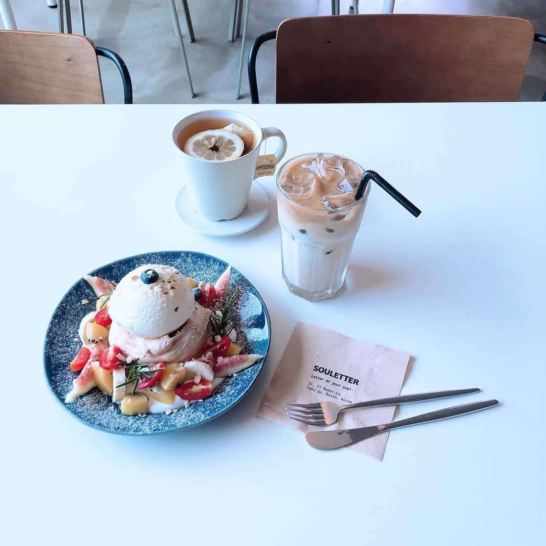 安中芙美さんのインスタグラム写真 - (安中芙美Instagram)「ㅤㅤㅤㅤㅤㅤㅤㅤㅤㅤㅤㅤㅤ ㅤㅤㅤㅤㅤㅤㅤㅤㅤㅤㅤㅤㅤ 家の近くにいいカフェ発見🇰🇷 今回滞在中2回も来た☺︎☁️ ㅤㅤㅤㅤㅤㅤㅤㅤㅤㅤㅤㅤㅤ #釜山旅行 #韓国旅行」8月16日 10時23分 - fumitwinsworld