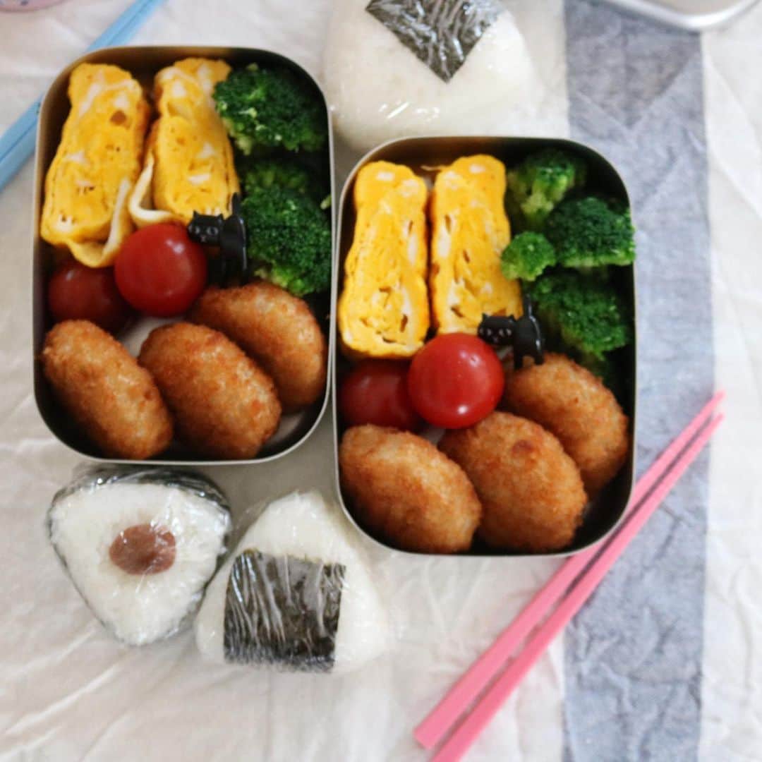 ゆかり/yukariのインスタグラム：「弁当 * * * #おうちごはん #うちごはん #昼ごはん #おひるごはん #ランチ #料理 #手料理 #お弁当 #弁当 #自炊 #家庭料理 #料理好きな人と繋がりたい #暮らし #テーブルコーディネート #おうちごはんLover #food #japanesefood #foodpic #lunchbox #bento #和食 #今日のお弁当」