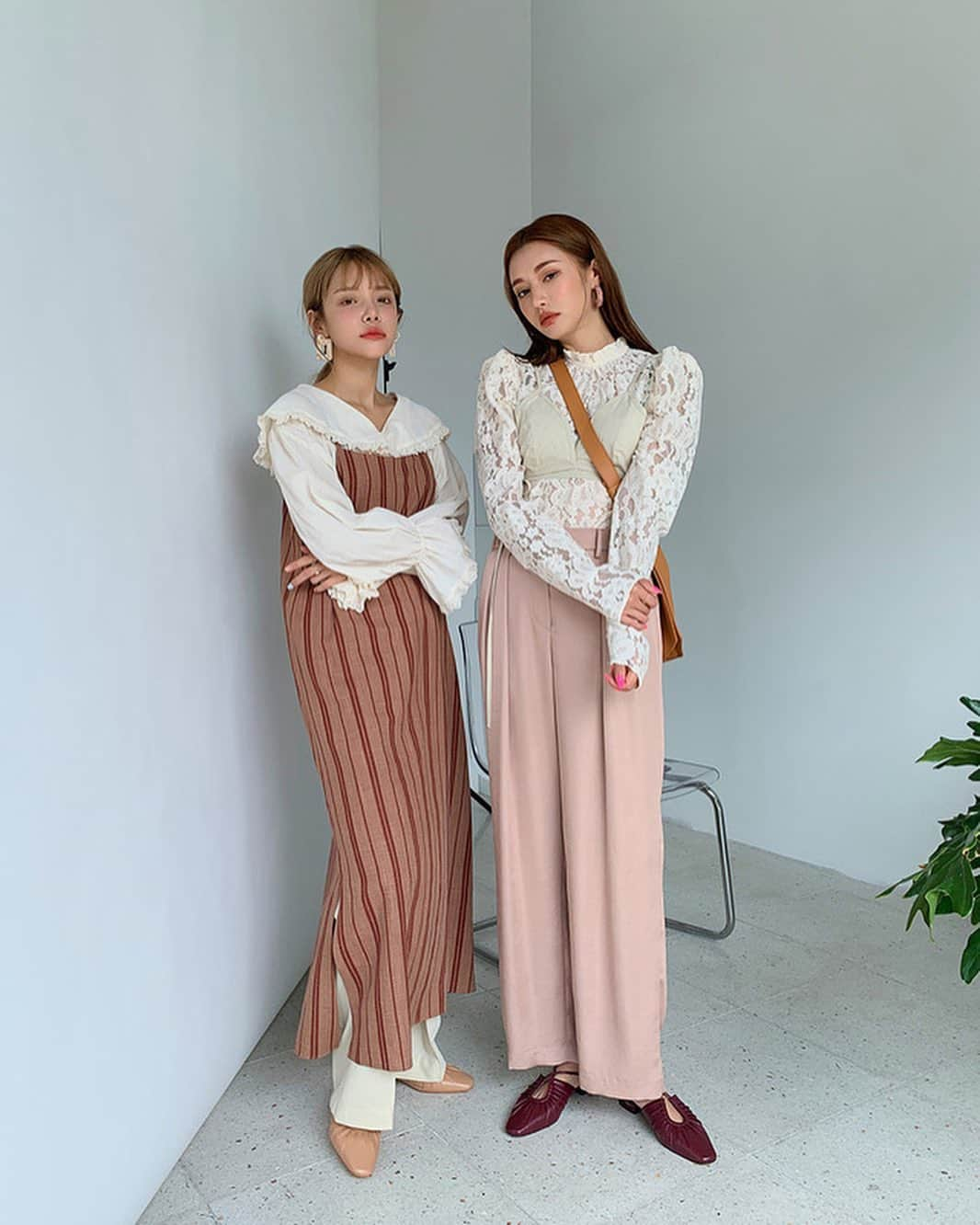 Official STYLENANDAさんのインスタグラム写真 - (Official STYLENANDAInstagram)「Today’s NEW 📸❤️ m.stylenanda.com  #stylenanda #newarrivals」8月16日 11時43分 - houseof3ce