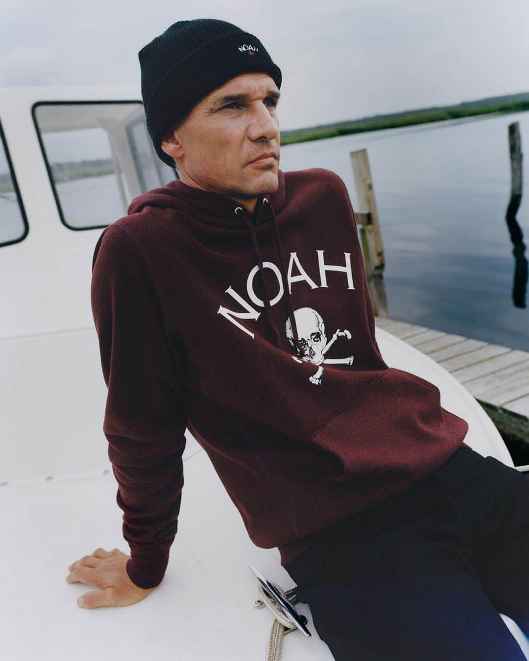 HYPEBEASTさんのインスタグラム写真 - (HYPEBEASTInstagram)「@hypebeaststyle: @noahclothing mixes classic prep staples with an outdoor aesthetic for Fall/Winter 2019. Swipe to check out the seasonal wares, it’ll all be available at NOAH’s website on August 22 and at in-store starting August 15 in New York, August 17 in Tokyo, August 29 at @doverstreetmarketlosangeles and September 5 at @doverstreetmarketlondon.⁠⠀ Photo: @ajacobs3/NOAH」8月16日 11時47分 - hypebeast