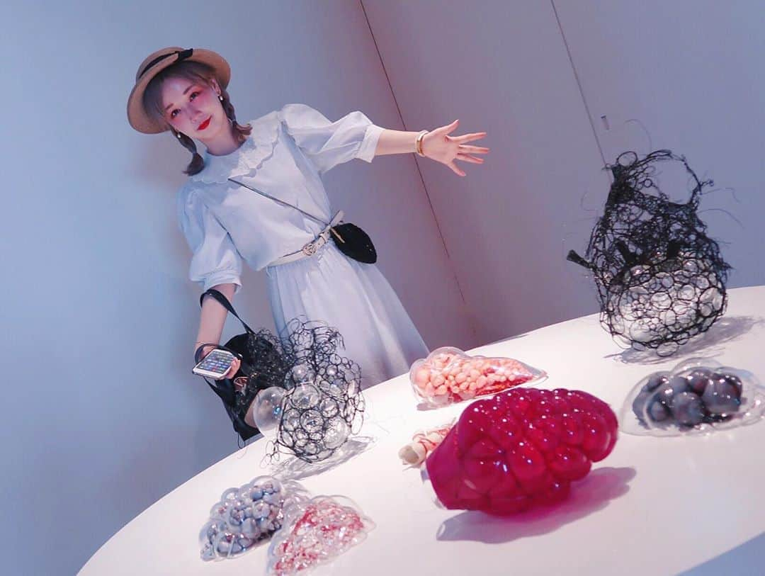 Etsuna otsukAさんのインスタグラム写真 - (Etsuna otsukAInstagram)「“塩原千春展-魂がふるえる ”  6/20-10/27 in森美術館 #塩原千春  #森美術館」8月16日 11時49分 - etsunaotsuka