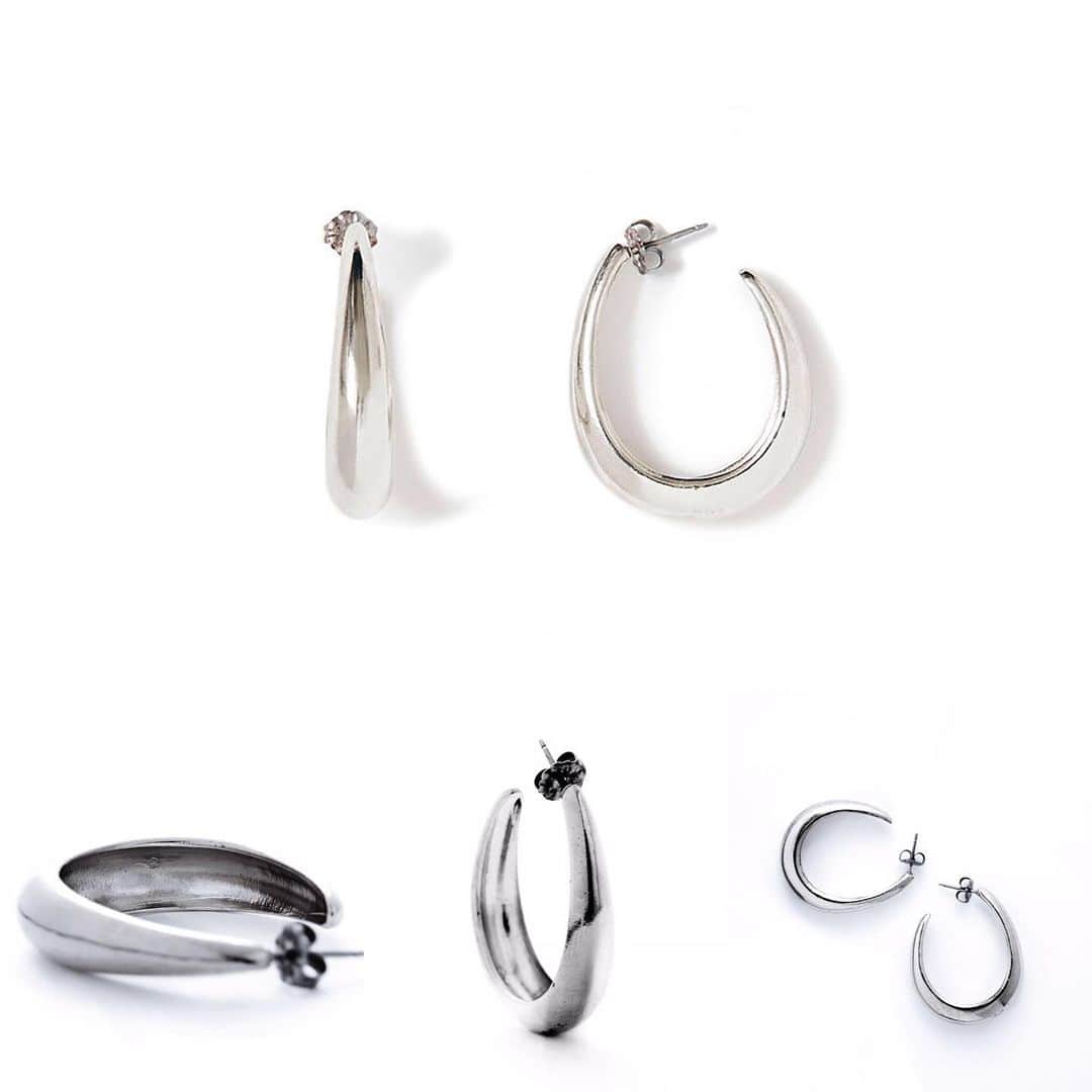 のインスタグラム：「・ New♦️Arrival・ ・ ♦︎Anthem for the senses アンセムフォーザセンスズ ／ティアドロップフープピアス (SILVER) ・ 程よいボリューム感が愛らしいティアドロップフープピアス。 一つ一つ丁寧に墨入れ加工を施したアンティークライクな”墨溜まり”の表情が特徴的です。内側を出来る限り削る事で軽量化を計り、ボリュームと実重量のバランスが緻密に考えられたシンプルなモデルです。 ・ #kkcloset #kkshop #菊池京子 #kyokokikuch #coordinate #code #ootd #outfit #kotd #カジュアル #style #fashion #ファッション #accessory #silver #earrings #ピアス」
