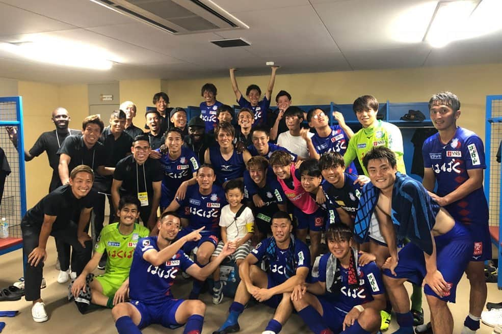 太田修介さんのインスタグラム写真 - (太田修介Instagram)「. . vs FC東京  背中を押してくれる熱い応援ありがとうございました！ . 勝って反省できてよかった . . またお盆ということもあり、応援に来てくれた 元ジュニアユース、ユースの仲間のみんな、ありがとう！ . みんなの分も太田もっと頑張ります👍  #こもたナイスゴール #vfk」8月16日 13時17分 - shuuuu.18