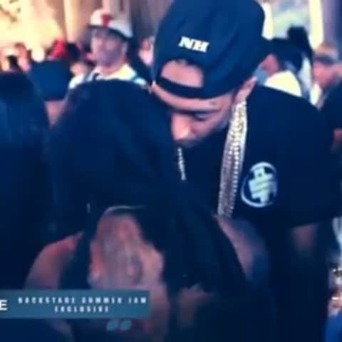 マック・メインのインスタグラム：「Happy Bday Nip! Always had love and respect for you as an artist but as a man first! Our first time meeting was funny as hell (I’ll tell that story another time.) You still here in spirit and thru the music and the message you delivered and spread and so today we rejoice my fellow Leo! Love! 🦁🙏🏾 #LeoSeason #TMC🏁」