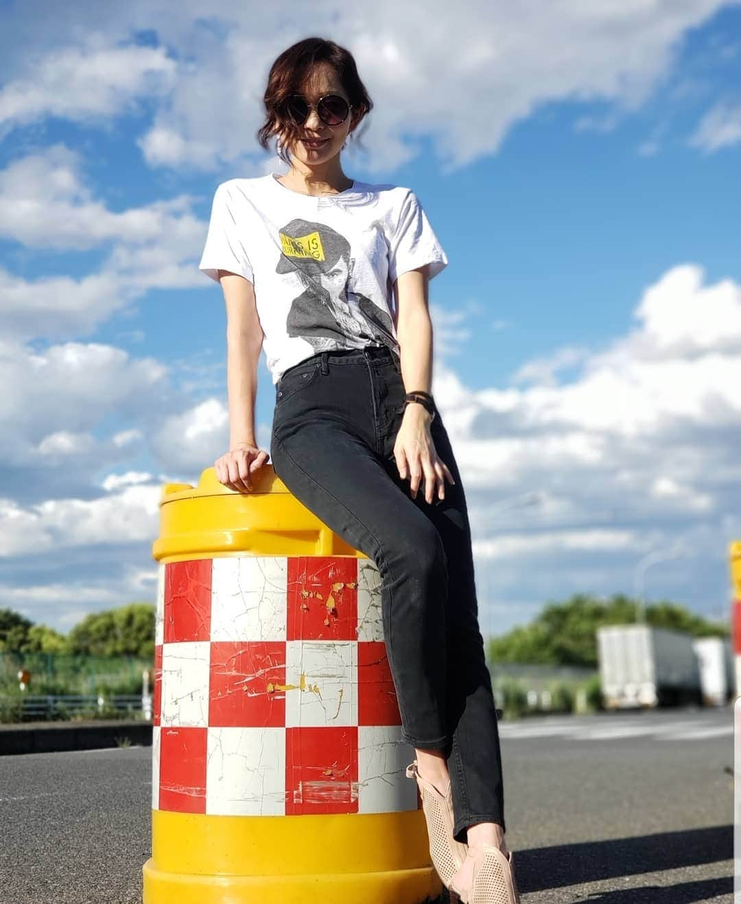 佐藤純さんのインスタグラム写真 - (佐藤純Instagram)「私のTシャツもSPEND👕  @spend_japan  @balancestyle  昨日の子供達と一緒😊  親子でお揃いもあるよ。  デニムは、ヤヌークの和香ちゃんコラボ👖  @yanuk_official  @wakanozawa  サンダルは、@rockport_jp  #spend  #スペンド #spendthrift #tシャツ #ファッション #fashion  #ootd  #outfit  #balancestyle  #バランススタイル #yanuk  #ヤヌーク #デニム #rockport  #ロックポート #サンダル #ママ#ママモデル#モデル #mama #mamamodel #model」8月16日 14時31分 - junsatoidea