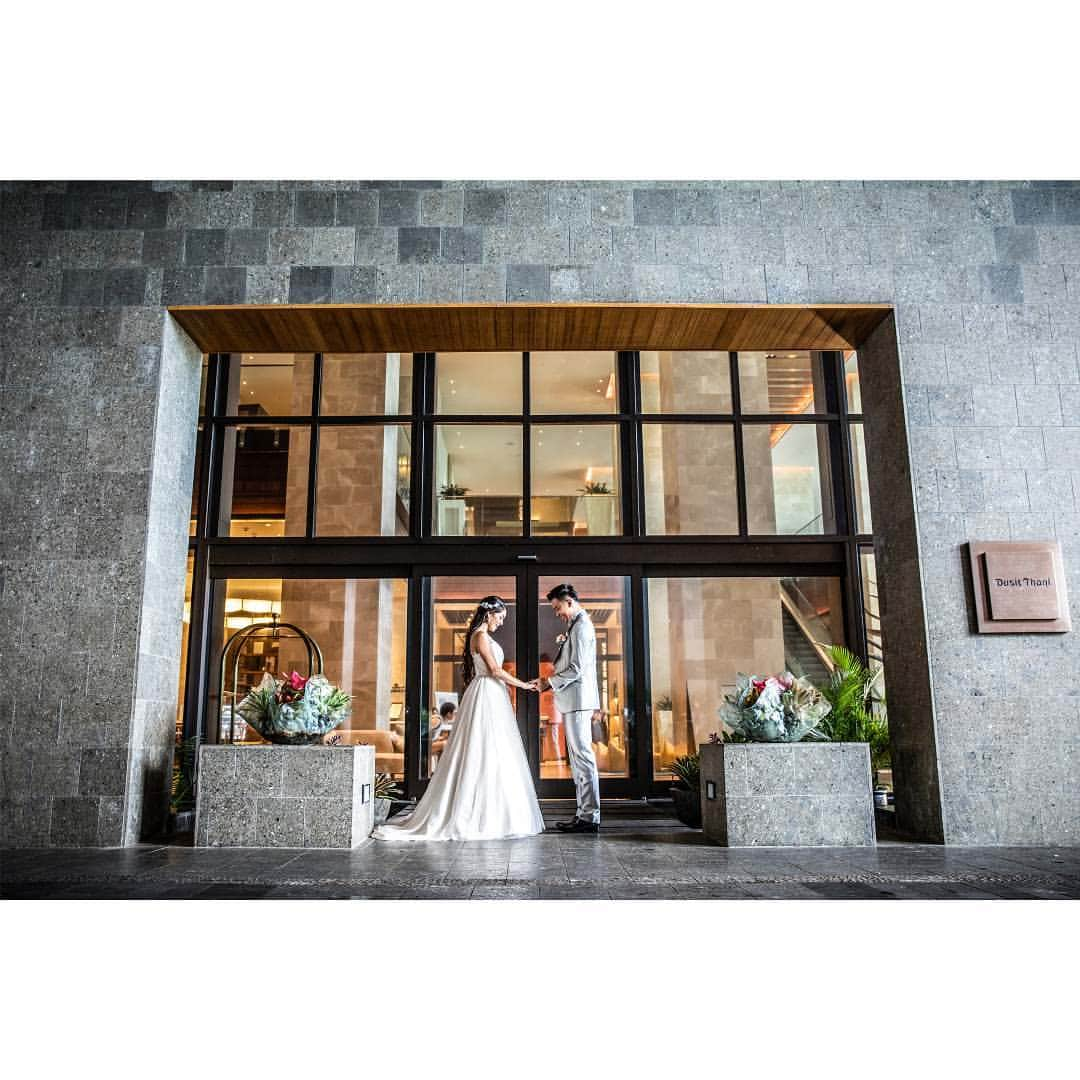 L Photography Guamさんのインスタグラム写真 - (L Photography GuamInstagram)「Dusit Thani Guam ----------------- #Lフォト #lphotographyguam  #ウェディングフォト #結婚写真  #ロケーションフォト #グアムウェディング #前撮り #グアム挙式 #結婚式撮影 #結婚式カメラマン  #ウェディングフォトグラファー  #happywedding #結婚式準備  #marryxoxo #marry花嫁  #卒花嫁 #dusitthaniguam #結婚式 #ファインダー越しの私の世界  #写真で伝えたい私の世界 #写真撮ってる人と繋がりたい  #写真好きな人と繋がりたい  #日本中のプレ花嫁さんと繋がりたい  #東京カメラ部 #tokyocameraclub  #instawedding #weddingphoto #guam #グアム #ビーチフォト  フォトプランのお申し込み、お問合せはDM、またはメールでどうぞ。」8月16日 14時52分 - lphotographyguam