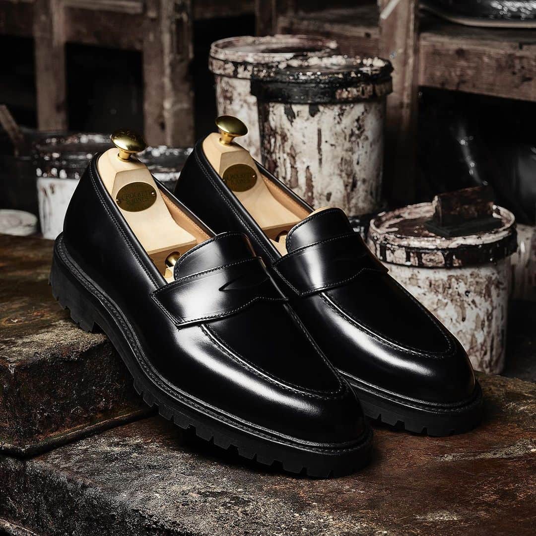 のインスタグラム：「The Black Editions II - Henley 3 in Black Cavalry Calf. . #crockettandjones #madetobeworn #AW19 #newseason #theblackeditions」