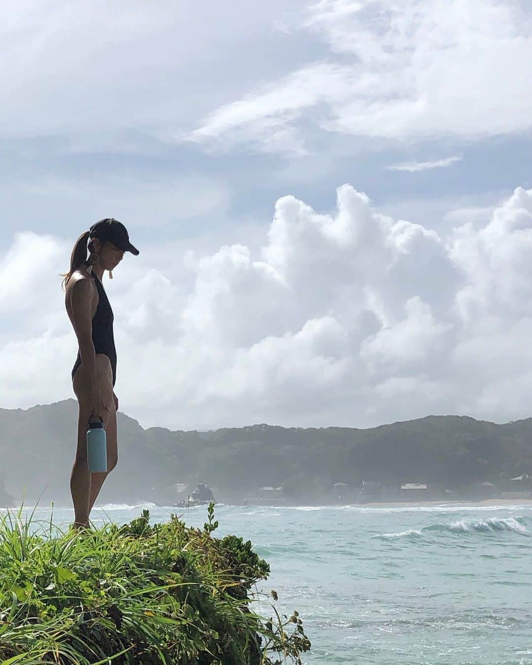 岡部亜紀のインスタグラム：「💙」