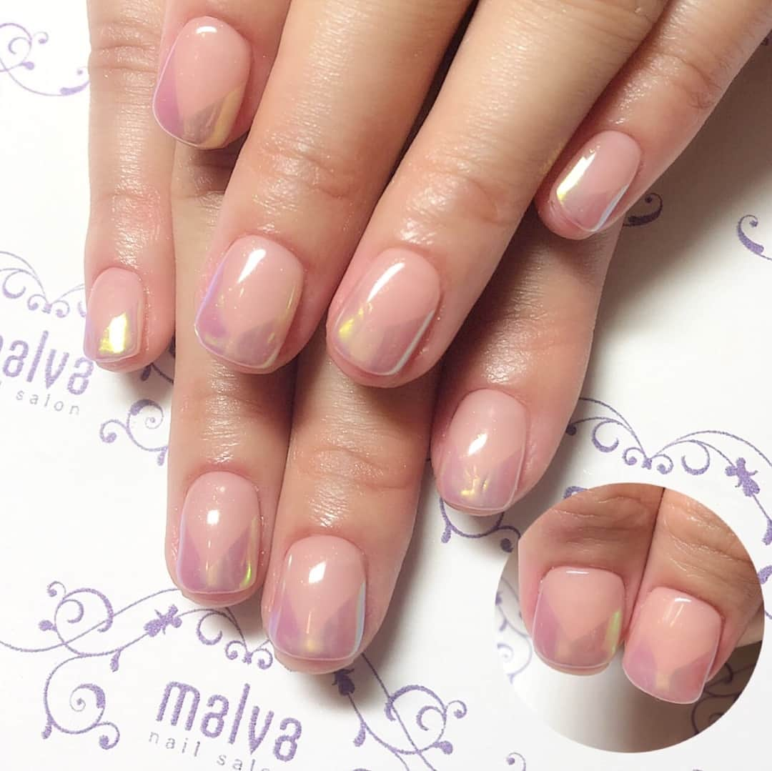 nailsalon malva（ネイルサロンマルヴァ）さんのインスタグラム写真 - (nailsalon malva（ネイルサロンマルヴァ）Instagram)「@yui_kanno ご来店してくれました💘⠀ ⠀ ハンドネイルはこちら💅⠀ ⠀ シースルーベージュ、オレンジベースのフレンチ⋆｡˚ ⋆｡˚ ❁⠀ ⠀ 同じデザインは《フレンチスタイル097》でご予約可能です⋆｡˚ ⋆｡˚ ⠀ ⠀ フットもおそろデザインでしてくれました💘⠀ ⠀ 次の投稿でご紹介していきます🥰⠀ ⠀ スワイプで動画もご覧いただけます⋆｡˚ ⋆｡˚ ❁⠀ ⠀ 💜💜💜💜💜💜💜💜⠀ ⠀  𝐧𝐚𝐢𝐥 𝐬𝐚𝐥𝐨𝐧  𝐦𝐚𝐥𝐯𝐚⠀ ⠀ ご予約はLINEからがオススメです☆⠀ 🌙原宿LINE ID→《@malvaで検索》⠀ ⠀ 全てのアートや料金表はHPからご覧いただけます✯*･ :.｡⠀ http://www.malvanail.com/sp/⠀ ⠀  #malva#マルヴァ#ネイル#gelnail#nail#nailart#naildesign#nailstagram#菅野結以 ちゃん#gel#ジェルネイル#ネイルデザイン#原宿ネイル#nailsalon#ネイルサロン#ネイルチップ#森絵里香#malvaネイル#malvanail#ネイリスト募集#美甲#fashion#ハンドネイル#夏ネイル#네일#젤네일#甲油#指甲#beauty#フレンチネイル」8月16日 16時00分 - malva_nail