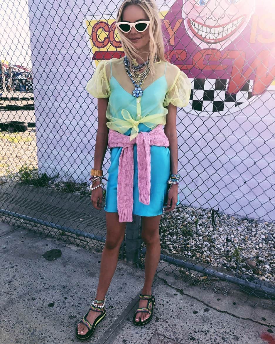 ダニジョーのインスタグラム：「Wanna race? 🏎」