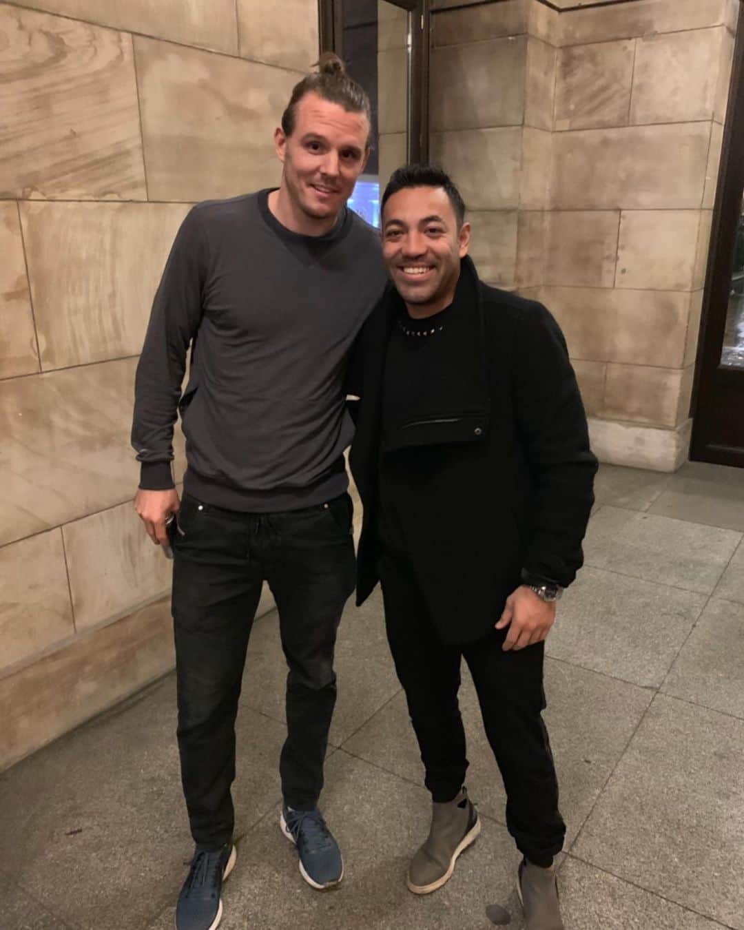 マルコ・ファビアンのインスタグラム：「Danke bruder für alles was du mir beigebracht hast und für die grossen tolle momente zusammen, du warst bist und wirst immer eine wichtige person in meiner karriere sein , viel respekt für dich den du bist eine legende im Fußball.  Gracias hermano por cada una de las enseñanzas y grandes momentos juntos. Fuiste, eres y serás una persona muy importante en mi carrera, mucho respeto para ti eres una leyenda del fútbol. ALEX MEIER Fußballgott... @eintrachtfrankfurt @philaunion 🙌🏼💫❤️」