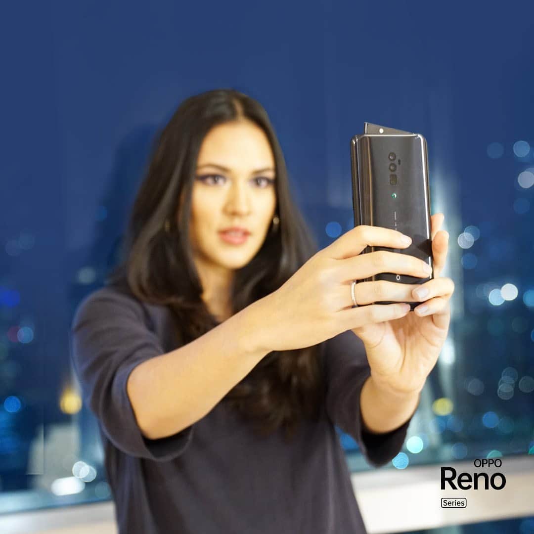 Raisa Andrianaさんのインスタグラム写真 - (Raisa AndrianaInstagram)「Creativity will always bring amusement that take you by surprise. Make some more of it and turn them into innovation with Pivot Rising camera and 10x Hybrid Zoom in #OPPOReno10xZoom! #OPPOReno #OPPORenoSeries @oppoindonesia」8月16日 18時23分 - raisa6690