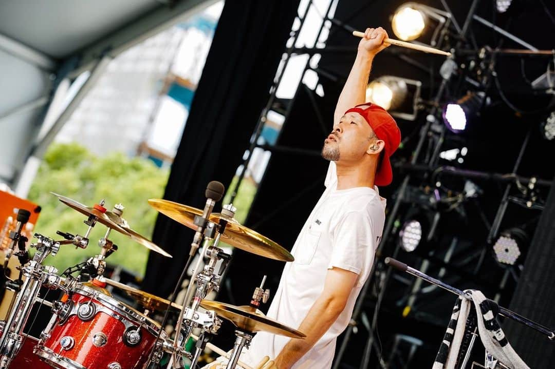 藤原広明さんのインスタグラム写真 - (藤原広明Instagram)「舞洲SONIC PARK(舞洲スポーツアイランド)  SUMMER SONIC 2019〈大阪〉  サマソニのあなたにびっくらぶっ！！🦍🦍🦍🦍 photo by @junpeihiyoshi」8月16日 18時22分 - hiroaki_drums_superbeaver