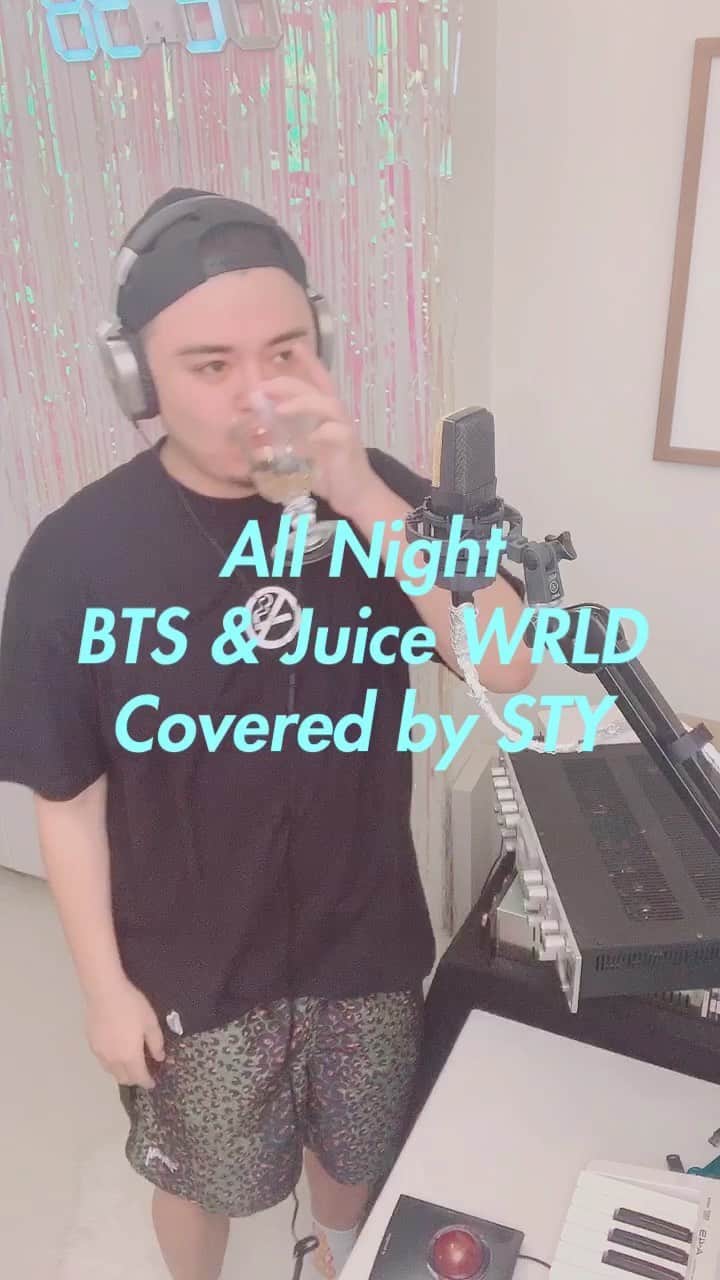 STYのインスタグラム：「#cover #mesinging #BTS #BTSAllNight #방탄소년단 #BangTan #JuiceWRLD #AcousticCover #カバー #coversong #singer #instacover #instagramsinger #acousticcover #vocal #sing2music @bts.bighitofficial @juicewrld999 . 良い曲や〜。変な動きごめんなさい。笑」