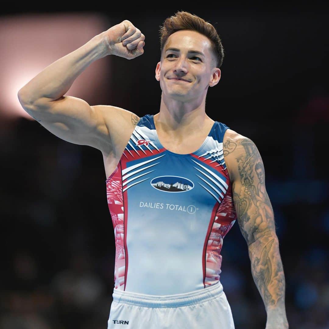 マゼル・ニューエンのインスタグラム：「AD | For some weeks now I already wear the DAILIES TOTAL1 daily contact lenses from Alcon and with the German championships I also had directly the first big endurance test for my new contact lenses.  I‘m totally delighted of the DAILIES TOTAL1 and do not even feel that I’m wearing them. This is very important to me with my contact lenses!  Now it's time to get ready for the home WC in Stuttgart and I'm looking forward to taking this path with my DAILIES TOTAL1! 🤸🏽‍♂️💪🏼 If you also want to try the DAILIES daily lenses or the AIR OPTIX monthly lenses from Alcon, you can use the link in my bio to download a € 20 voucher for your first lenses.  WERBUNG | Seit einigen Wochen trage ich nun schon die DAILIES TOTAL1 Tageslinsen von Alcon und hatte mit den deutschen Meisterschaften auch direkt den ersten großen Härtetest für meine neuen Kontaktlinsen.  Mit den DAILIES TOTAL1 bin ich super zufrieden und spüre eigentlich gar nicht, dass ich welche trage. Das ist mir total wichtig bei meinen Kontaktlinsen!  Jetzt geht es in die heiße Phase der Vorbereitung auf die Heim-WM in Stuttgart und ich freue mich diesen Weg mit meinen DAILIES TOTAL1 gehen zu können!💪🏼🤸🏽‍♂️ Wenn ihr die DAILIES Tageslinsen oder die AIR OPTIX Monatslinsen von Alcon auch mal ausprobieren wollt, könnt ihr euch über den Link in meiner bio einen 20 € Gutschein für eure ersten Linsen downloaden.  #jederaugenblickzählt #marcelsdailies #klarsehenmitdailies #kontaktlinsentragen #gymnastics #themarcelnguyen  Datenschutzhinweise auf dailies.de 📸: Volker Minkus」
