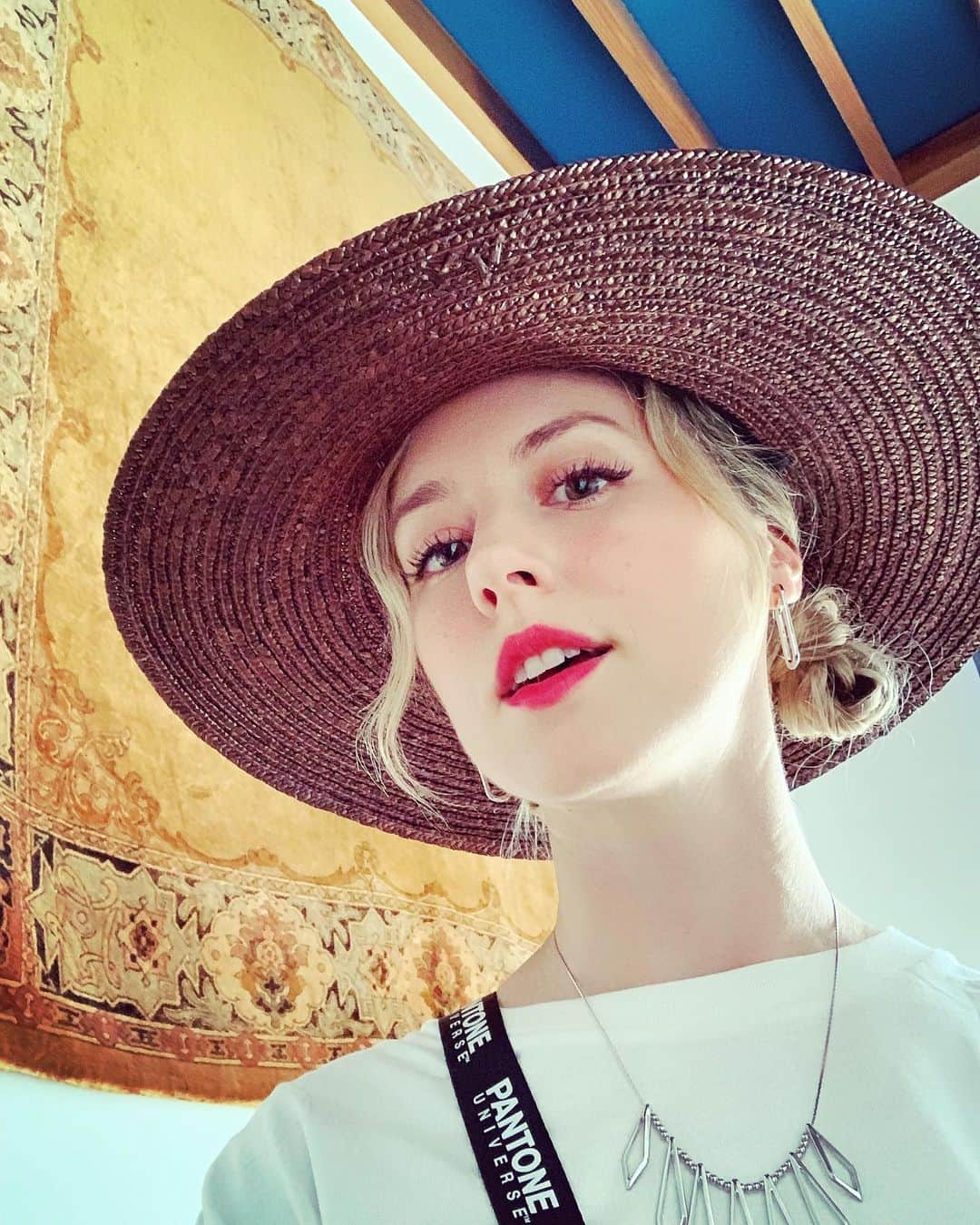 ナタリー・エモンズさんのインスタグラム写真 - (ナタリー・エモンズInstagram)「ボンジョールノ🇮🇹☀️✨ #ローマ #ナタリーエモンズ #エモ #エモやん #natalieemmons #emoyan」8月16日 19時04分 - natalieemmons