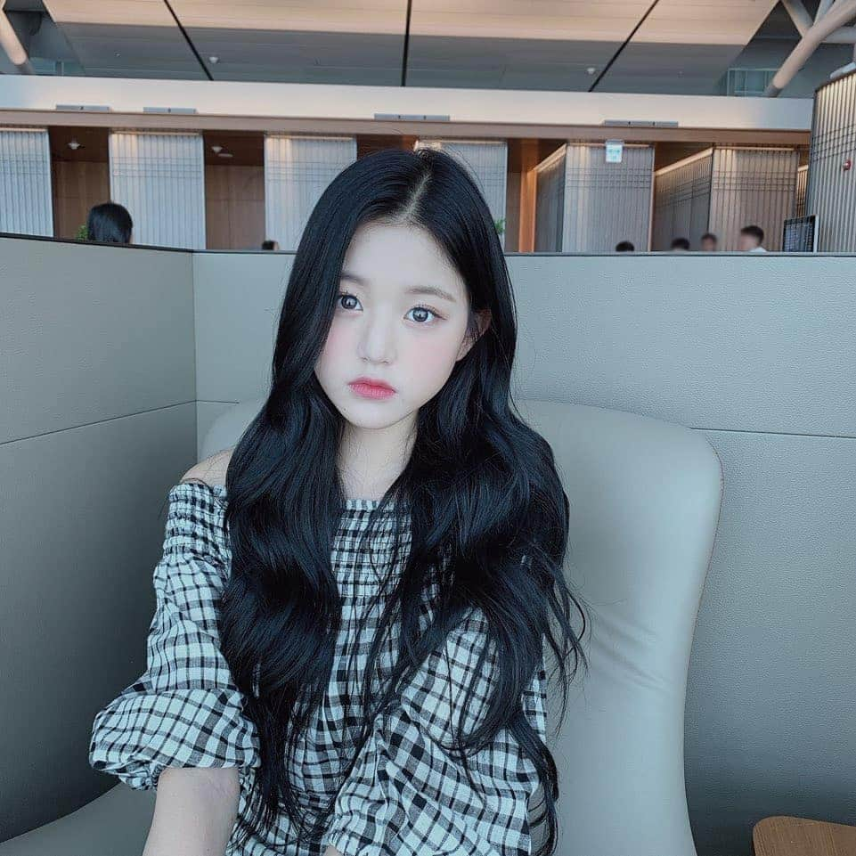 IZ*ONEさんのインスタグラム写真 - (IZ*ONEInstagram)「🖤🍒🖤 ⠀ #원영 #ウォニョン #IZONE #아이즈원 #アイズワン」8月16日 19時04分 - official_izone