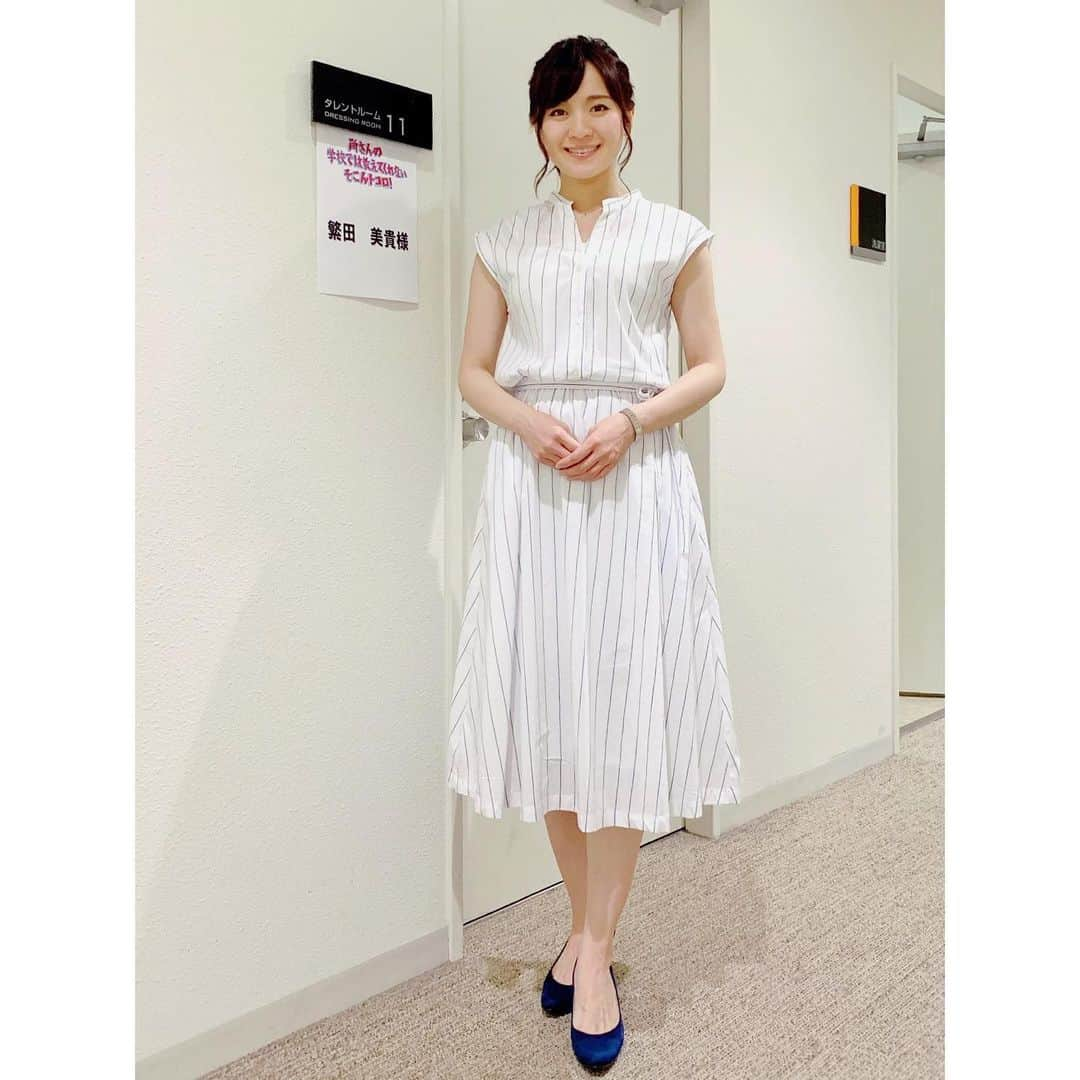 繁田美貴さんのインスタグラム写真 - (繁田美貴Instagram)「*＊ 今夜20:54〜の 『所さんの学校では教えてくれないそこんトコロ！』は 2時間スペシャルです！ #2時間スペシャル の今日は #開かずの金庫 2連発！ #そして #所さん 家のお庭に #ログハウス を建てちゃうという #ビッグプロジェクト も♪ #職人さん 達の技と遊び心が光るログハウス #必見です☆ #所さんの学校では教えてくれないそこんトコロ！ #お見逃しなく！！」8月16日 19時16分 - handa_miki