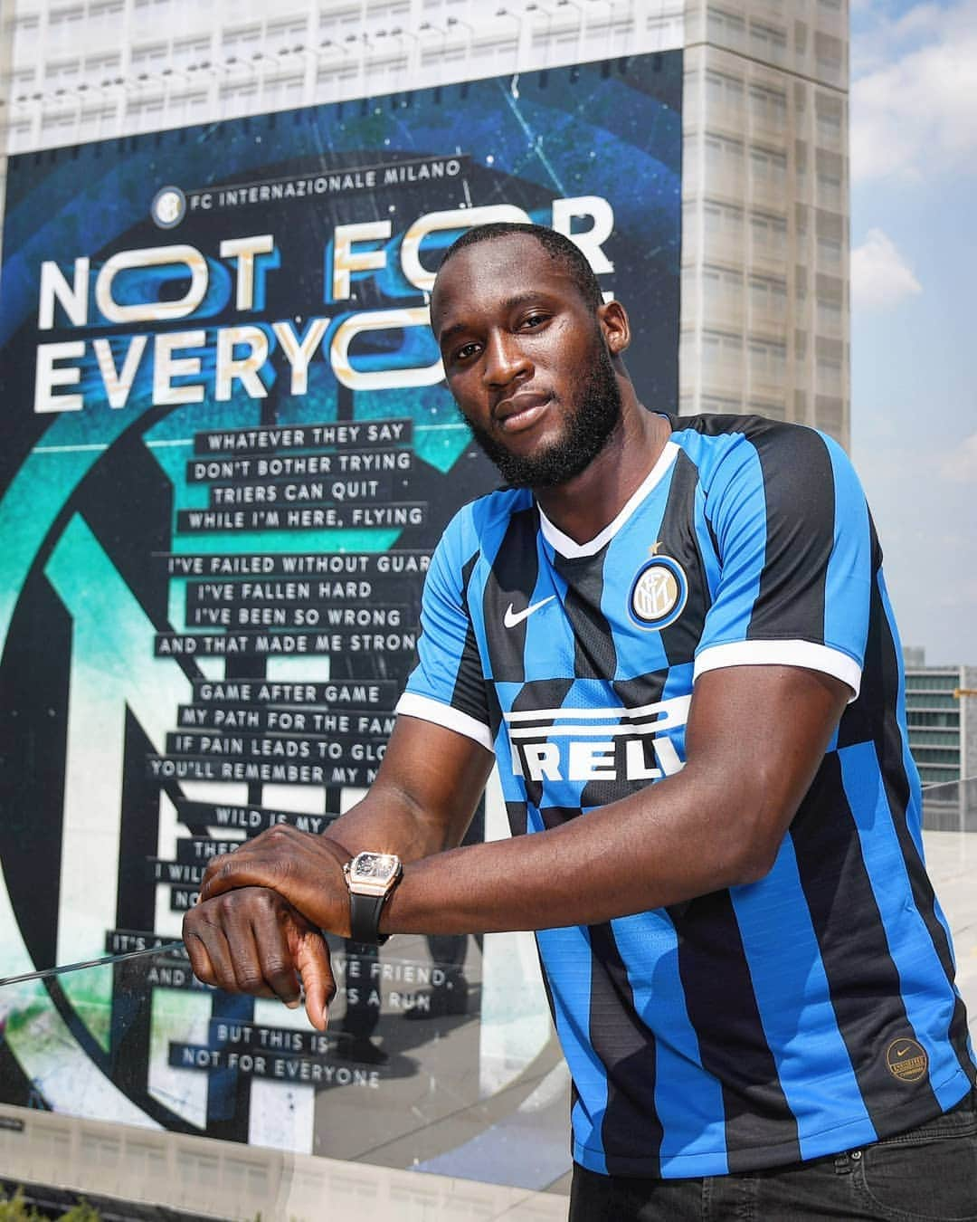 UEFAチャンピオンズリーグさんのインスタグラム写真 - (UEFAチャンピオンズリーグInstagram)「⚫🔵 New Inter number 9 Lukaku 👍⁣ ⁣ #UCL #Inter」8月16日 19時09分 - championsleague