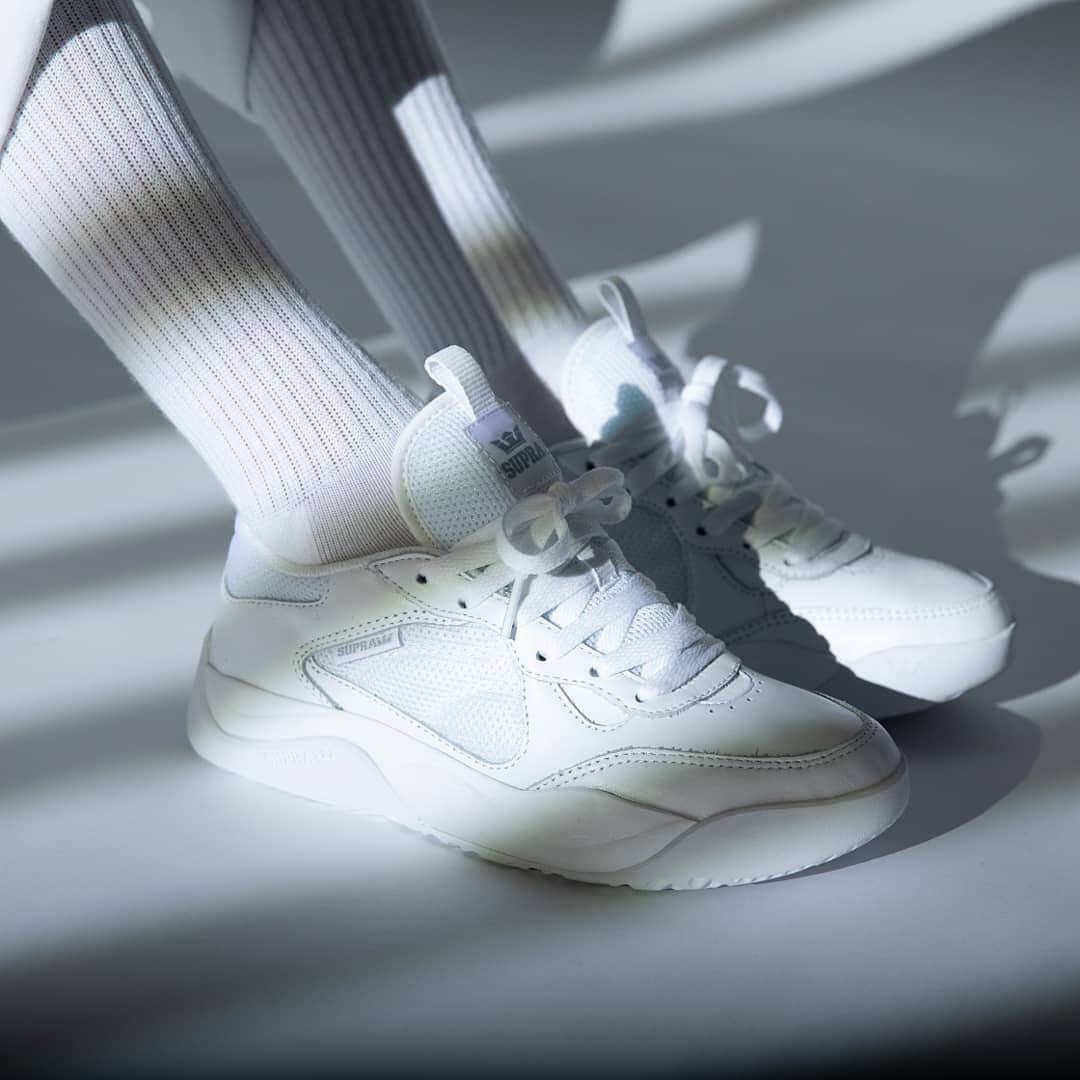 SUPRA TOKYOさんのインスタグラム写真 - (SUPRA TOKYOInstagram)「. -PECOS- WHITE WHITE  In Store & Online Store Release. . #supratokyo #sneaker #pecos」8月16日 19時20分 - supratokyo
