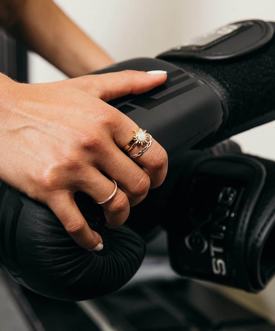 アクセサライズのインスタグラム：「Why limit yourself to being one thing? Celebrate every side of you with #Accessorize; accessories for every moment. 🔍 Starburst ring - 7940398150 Tap the link in the bio to shop now.  #EverythingYouAre #Accessorize #Accessorizer」