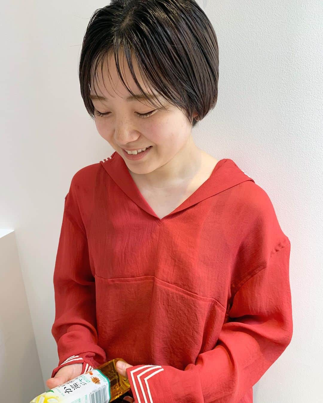 磯田 基徳さんのインスタグラム写真 - (磯田 基徳Instagram)「#siki磯田のお客様  うすーく、前髪を、作りました！」8月16日 20時10分 - isodango