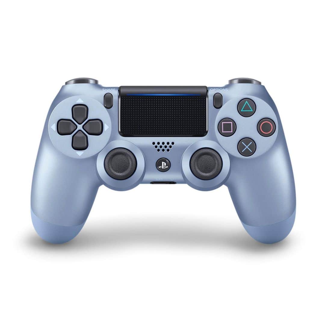 HYPEBEASTさんのインスタグラム写真 - (HYPEBEASTInstagram)「#hypeAF: @sony and @playstation have introduced four new colors for their DualShock 4 Controller, as well as a Rose Gold Edition headset. Look for the Red Camouflage, Electric Purple, Titanium Blue, and a regal Rose Gold options to release this September for $64.99 USD, and the headset will drop in November for a price of $99.99 USD.⁠⠀ Photo: PlayStation」8月16日 20時34分 - hypebeast