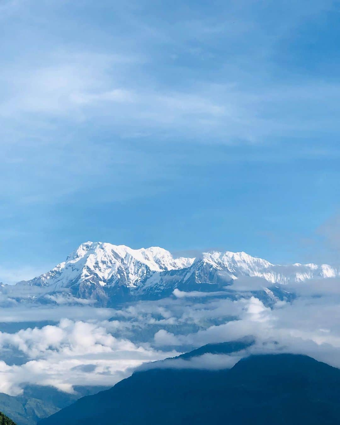 パク・ヒョヌのインスタグラム：「히말라야~~~!! . #Himalayas . #네팔 #nepal #포카라 #pokhara #restgraphy」