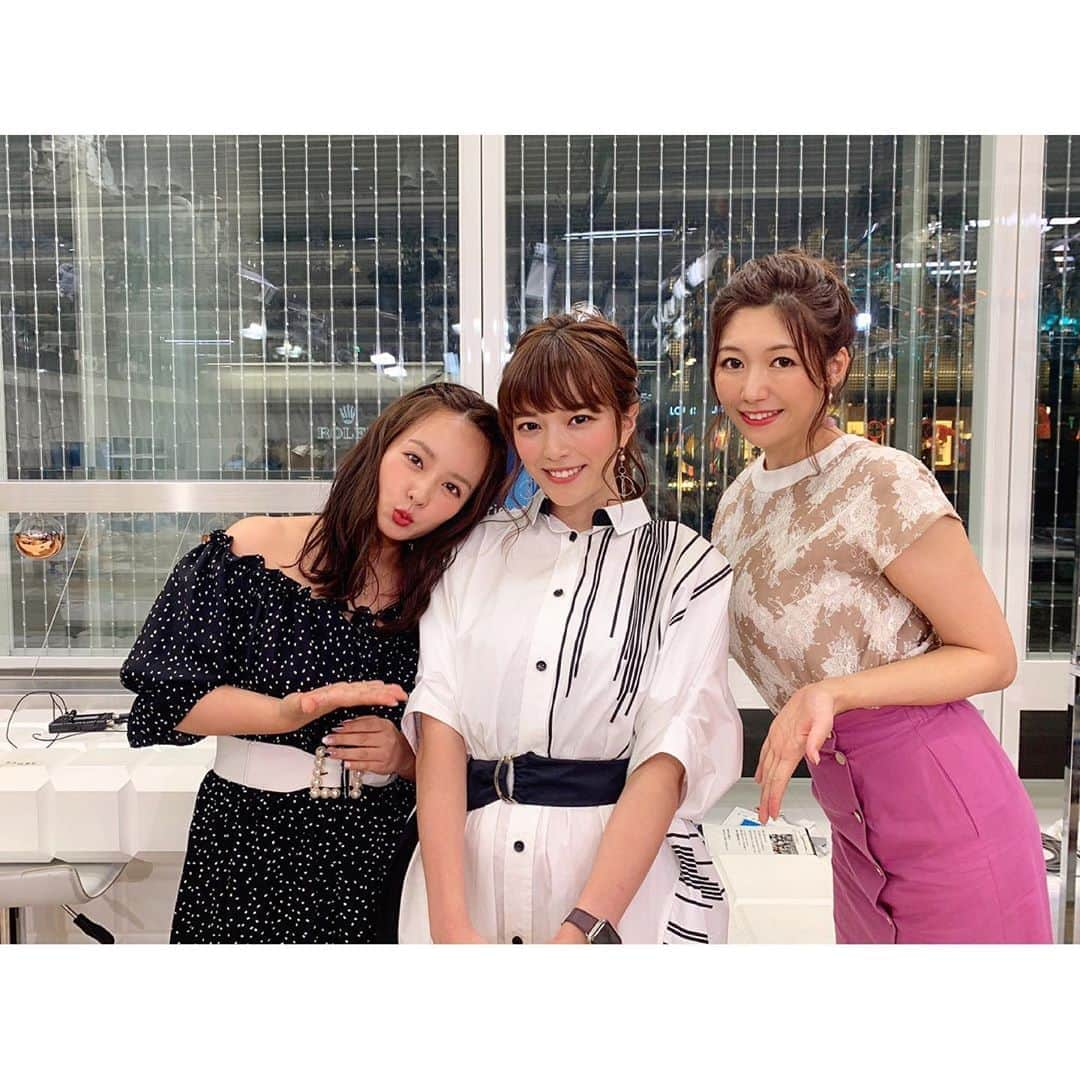 三谷紬さんのインスタグラム写真 - (三谷紬Instagram)「* 先日のアベプラ💓 放送終わりに 山田菜々さんと 穂川果音さんと写真を撮りました〜🤳 優しくて楽しくて ご一緒できて本当に嬉しかったです☺️💓 . 菜々さんとは 入社一年目の頃に担当させてもらった 「これって偏見ですか！？」以来。 穂川さんとは 報ステ時代によくエレベーターで一緒になって お話はしていたんですが なかなか番組ではご一緒できず。 今回が初めてでした🥺💓 . またご一緒できたらいいなぁ💓 * #アベプラ#abemaprime#山田菜々 さん#穂川果音 さん#火曜#メンバー#放送#終わり#写真#加工#あり#🤭#盛れるアプリ#ありがとうございました#abematv#テレビ朝日#アナウンサー#三谷紬」8月16日 20時41分 - mitani_tsumugi