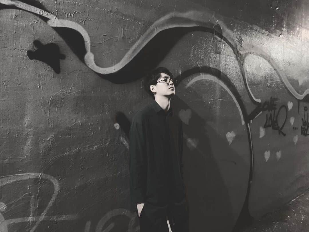 のインスタグラム：「ニューヨークに勉強しに行くことを決めました。 引き続きこのインスタグラムは更新し続けます。 そしてそして、Twitter始めたよ。 プロフィールページから飛んでぜひともフォローしてくださいませ。 「いつでも笑顔でいれますように。」 #大野拓朗」