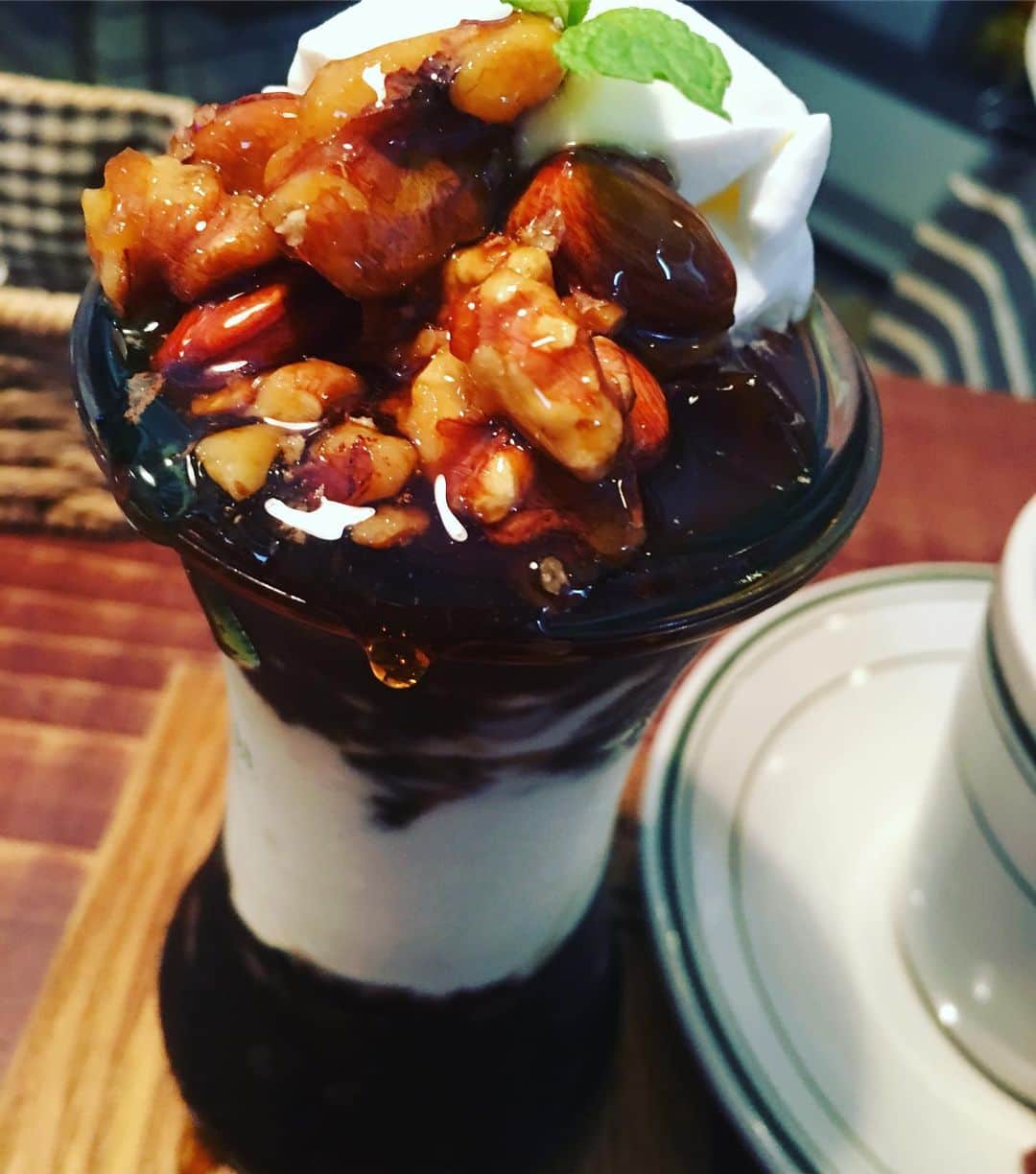宮田麺児のインスタグラム：「魅惑のコーヒーゼリー  #クラッシュタイプ」