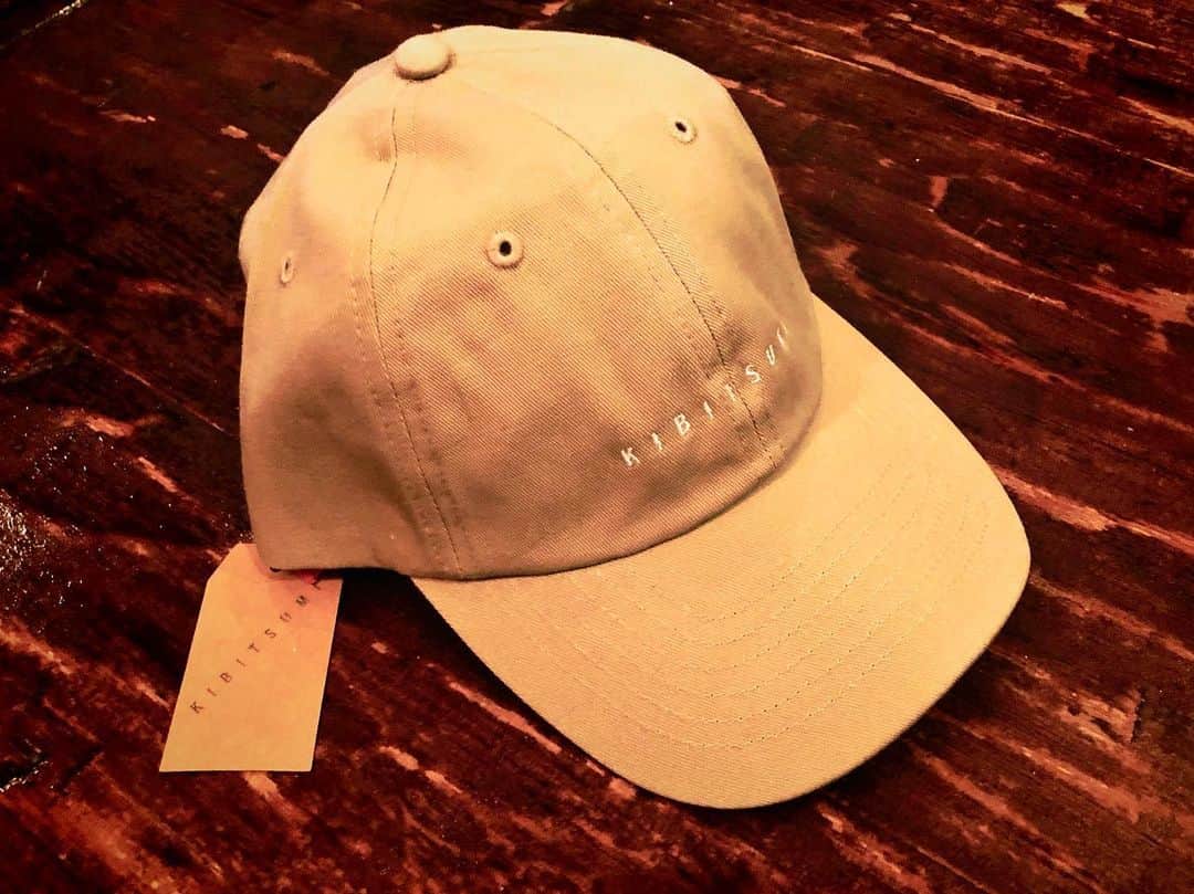 青山草太さんのインスタグラム写真 - (青山草太Instagram)「友人のブランド「キビツミ（KIBITSUMI）」の帽子を購入。  キャップが好きになってしまって（笑）もう1つ何かないかな、何処か行った時にも使える物がないかなと思った時にこれだと！  これからのお供に！  #sotaaoyama#青山草太 #キビツミ#kibitsumi #キャップ#帽子 #旅の#お供に」8月16日 21時04分 - sotaaoyama