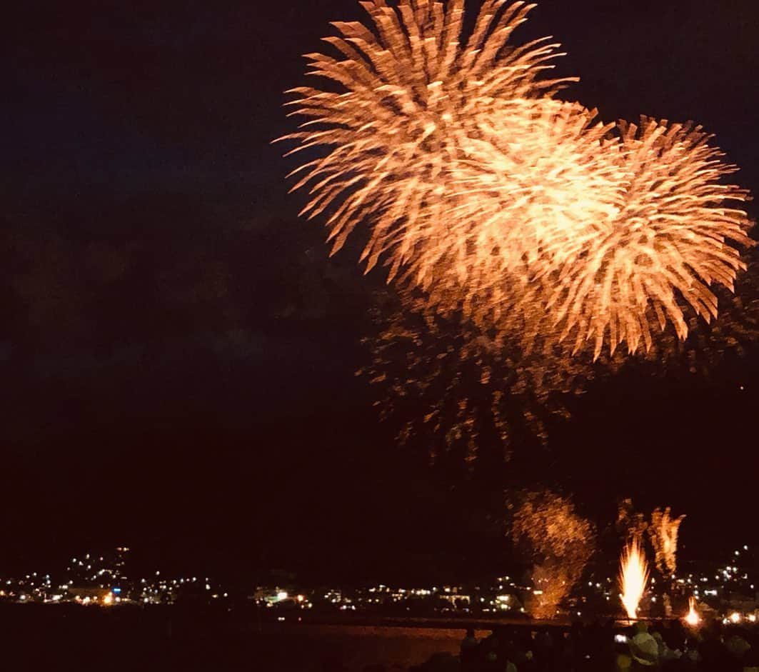 今井胡桃さんのインスタグラム写真 - (今井胡桃Instagram)「諏訪湖の花火大会🎇 浴衣着れて嬉しかった👘💜 #浴衣 #花火 #諏訪湖」8月16日 21時32分 - kurumi924