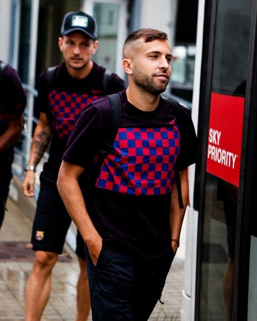 FCバルセロナさんのインスタグラム写真 - (FCバルセロナInstagram)「Road to Bilbao ✈️」8月16日 21時33分 - fcbarcelona