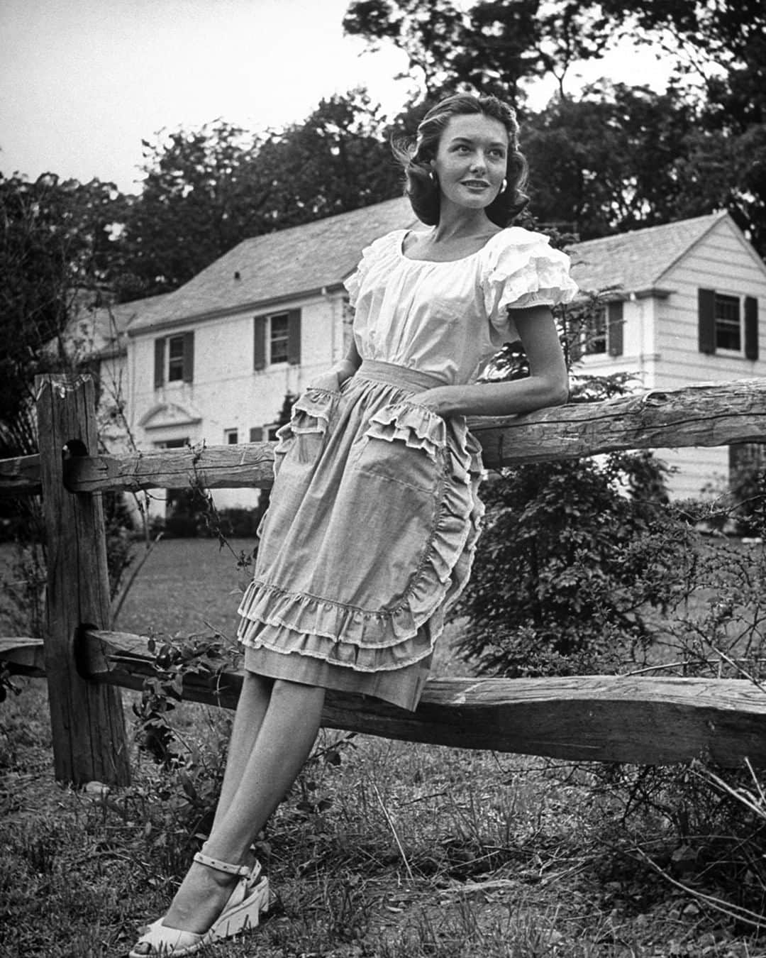 lifeさんのインスタグラム写真 - (lifeInstagram)「From the July 17, 1944 cover story - "PEASANT CLOTHES—Young people like to dress up in them in the summer." This image opened the story with the following caption: "Peasant blouse is considered a perfect complement to a peasant skirt. The blouse in picture above is made of white cotton in Mexican fashion. Although WPB has ruled that no blouse can have more than one ruffle per sleeve, this one offers no violation. Technically, this and other blouses like it are sleeveless, and ruffles are considered as part of the shoulder decoration." (Nina Leen—The LIFE Picture Collection/Getty Images) #fashionfriday #VintageFashion #1940sfashion」8月16日 22時17分 - life