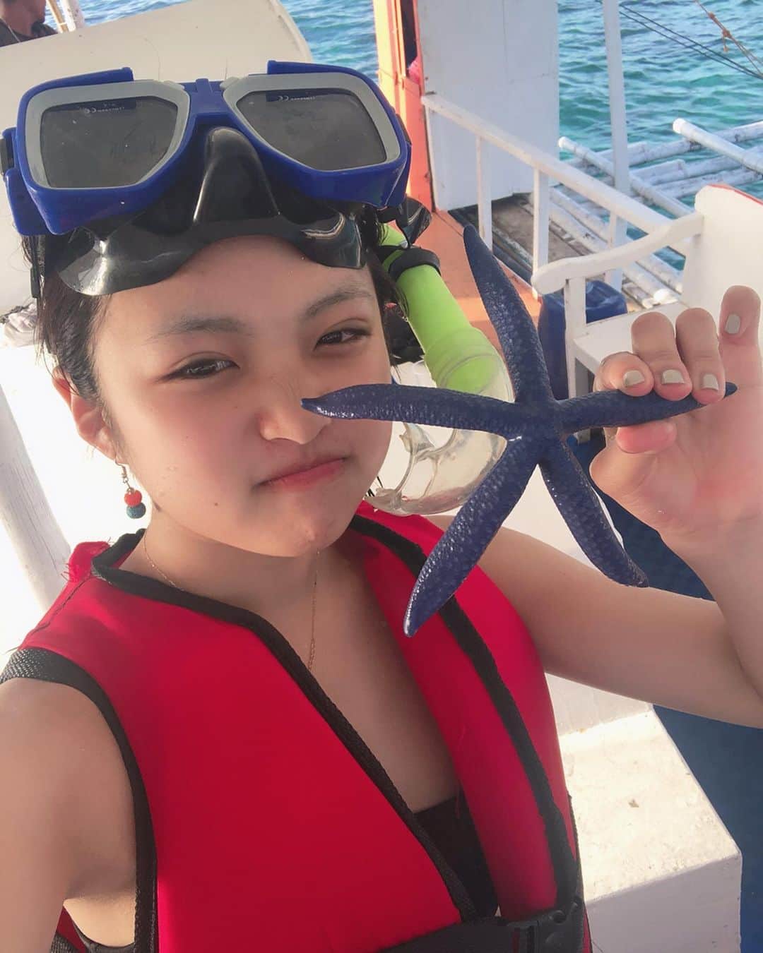 石井美音奈のインスタグラム：「Philippines sea 🇵🇭 #philippines #cebu#留学 #留学生活 #フィリピン」