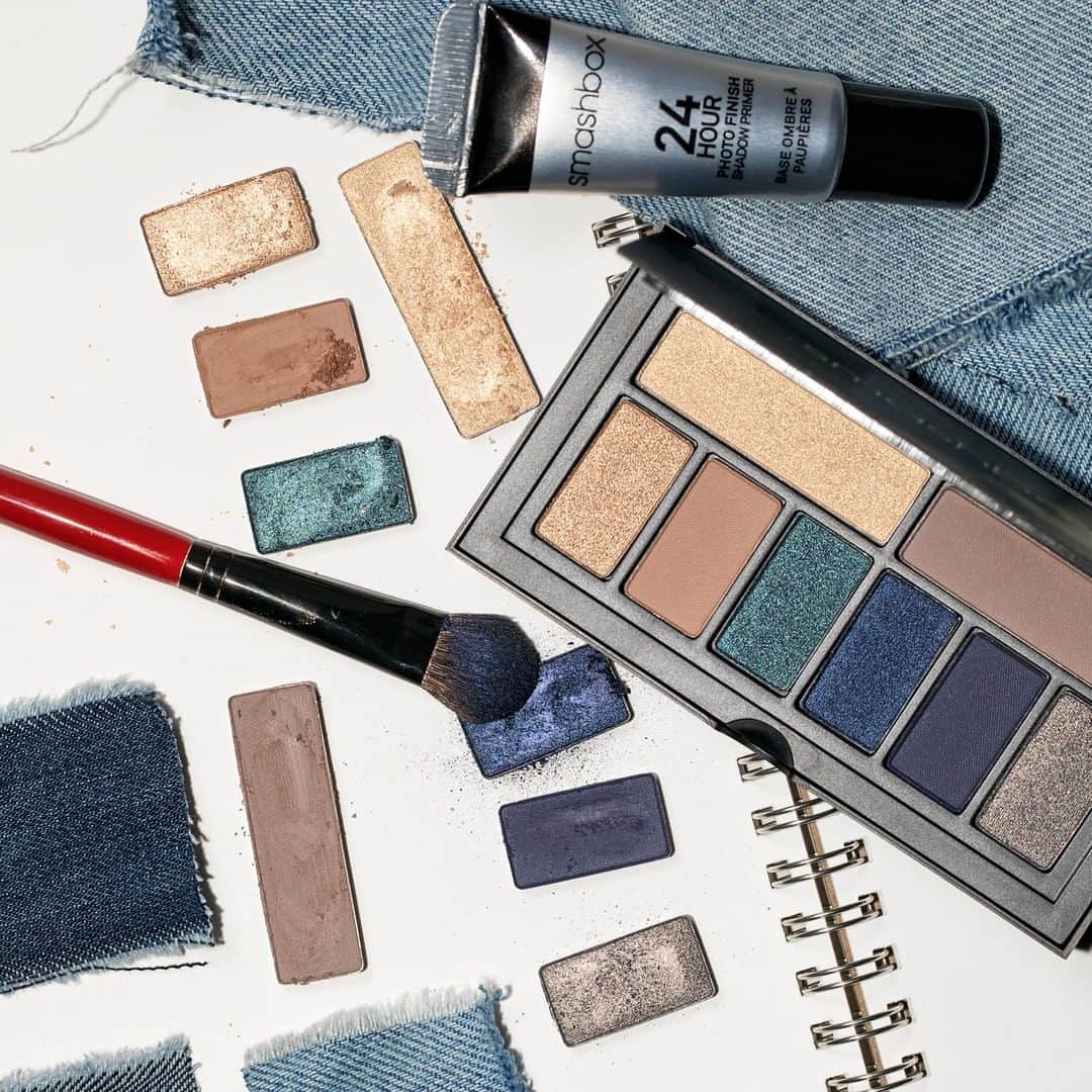 Smashboxのインスタグラム：「The denim’s in the details. We mixed a few shades to match our favorite jeans. 💙You like?」