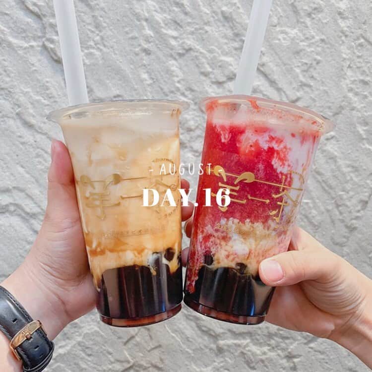 「SNOW」顔認識カメラアプリのグルメインスタ