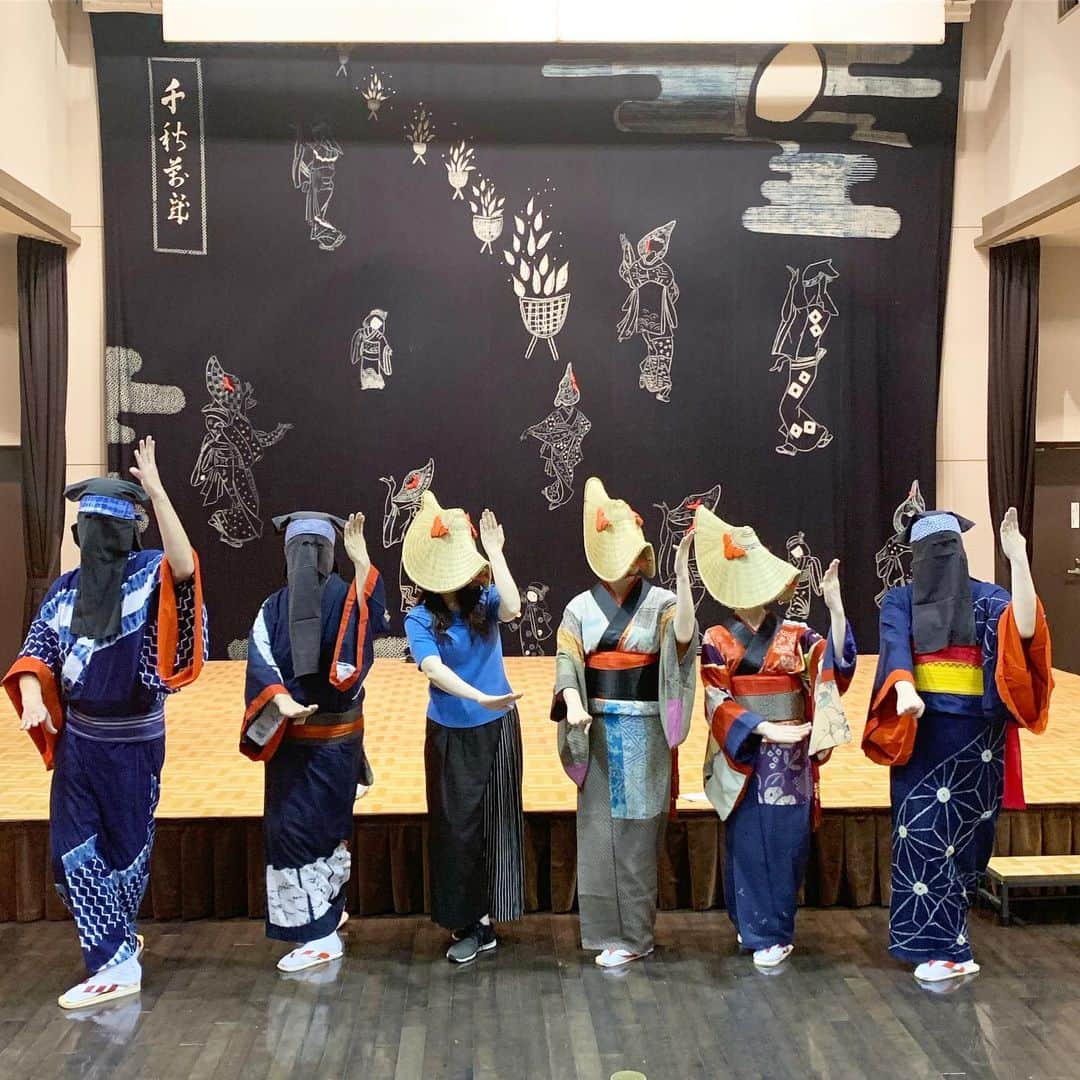 ティーナ・カリーナのグルメインスタ