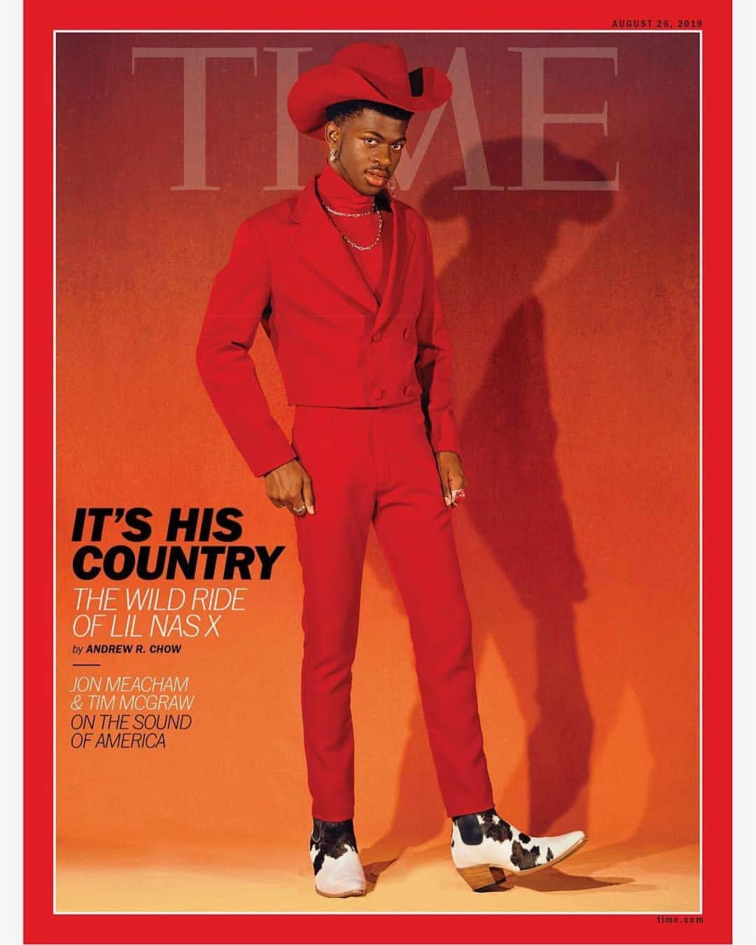 HYPEBEASTさんのインスタグラム写真 - (HYPEBEASTInstagram)「@hypebeastmusic: Having seemingly blown up over night thanks to his viral single “Old Town Road,” American rapper @lilnasx has now been chosen to grace @TIME Magazine‘s cover. The 20-year-old can be seen decked out in a red @PHLEMUNS suit, with matching turtle neck and cowboy hat, accented with a pair of cow-printed pskaufman boots. Lil Nas’ “Old Town Road” is the longest-running No. 1 single in history thus far and has seen numerous remixes. According to the interview, Lil Nas X is the sole writer of “Old Town Road” and he purchased the beat online for a mere $30 USD. Head over to TIME Magazine for the full feature. Photo: TIME Photog: @kelianne」8月16日 23時55分 - hypebeast