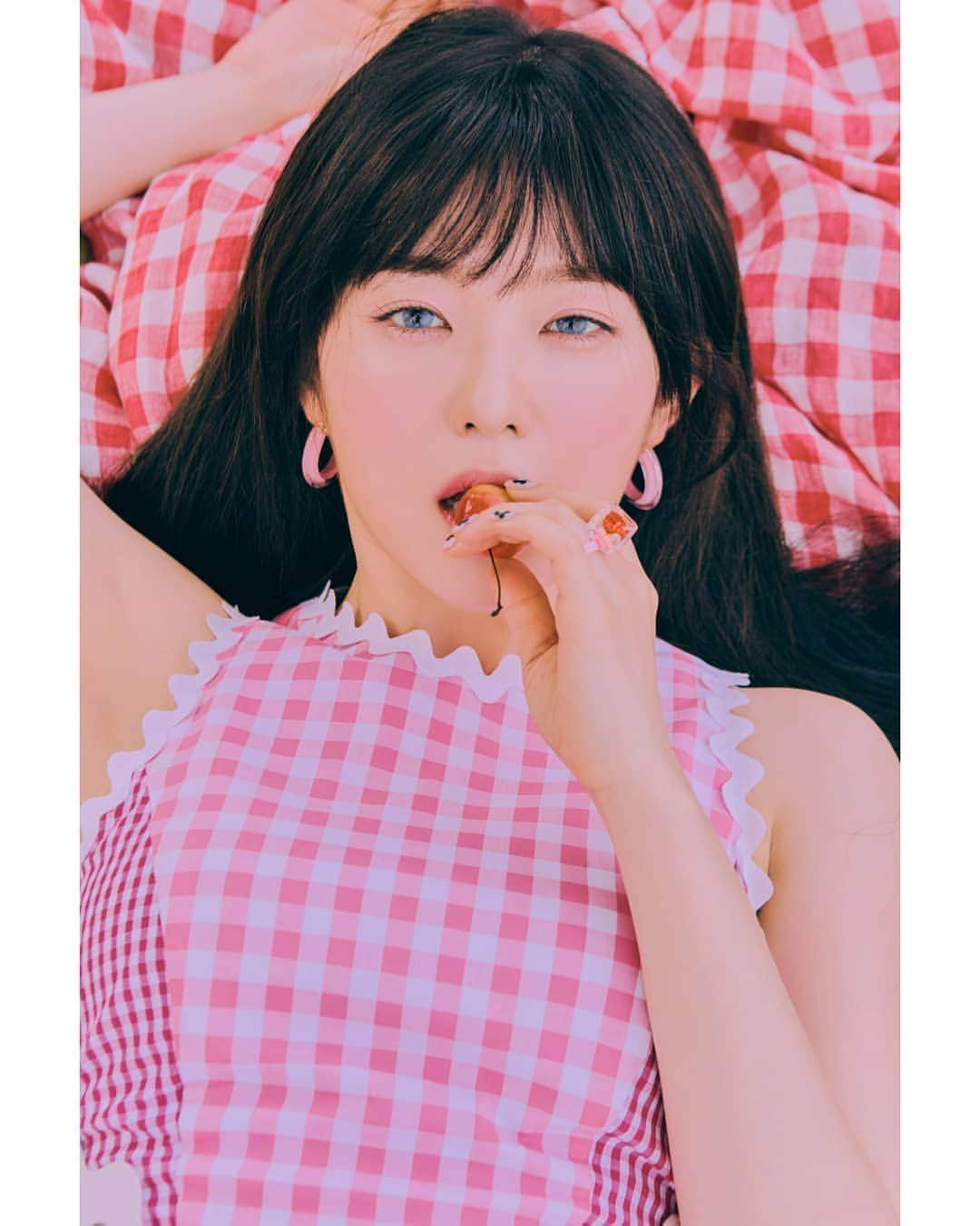 Red Velvetさんのインスタグラム写真 - (Red VelvetInstagram)「Red Velvet 레드벨벳 Mini Album ['The ReVe Festival' Day 2] - 🎧 2019.08.20. 6PM (KST) 👉 redvelvet.smtown.com - #RedVelvet #레드벨벳 #RVF #TheReVeFestivalDay2」8月17日 0時00分 - redvelvet.smtown