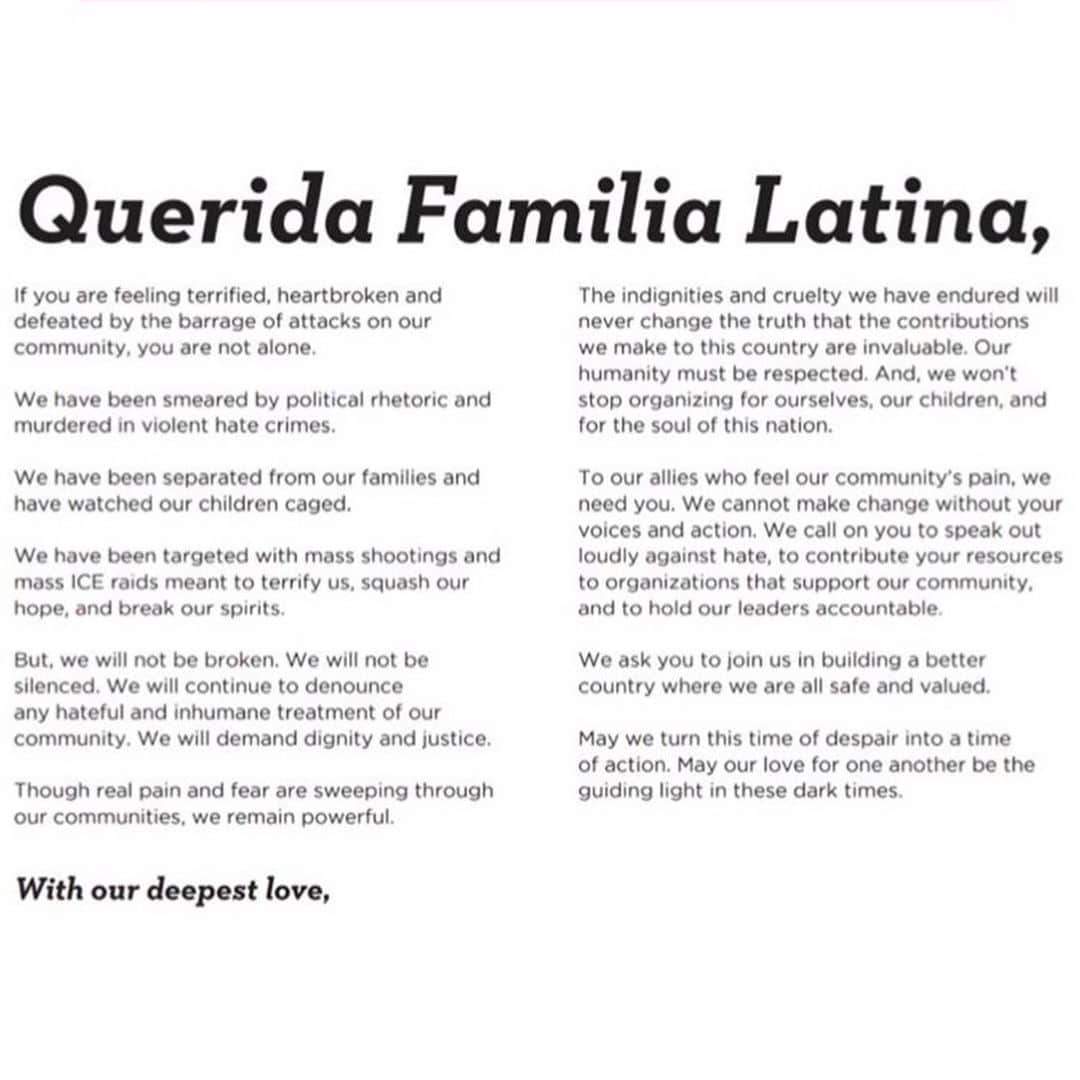 ロザリオ・ドーソンさんのインスタグラム写真 - (ロザリオ・ドーソンInstagram)「Read. Share. Declare yourself a part of this familia in these trying times. Declare yourself an ally. Let us stand in support of each other. United, with humanity and love, we will win! Go team! #QueridaFamilia #QueridaFamiliaLatina #QueridaLatina」8月17日 0時02分 - rosariodawson