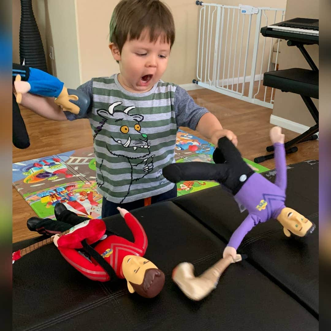 ターニャ・テイトさんのインスタグラム写真 - (ターニャ・テイトInstagram)「#livestream What sport could Ozzie practice from an early age?  What sports did you play? Do you still play?  Join us this morning for a family friendly chat on #youtubelive 👉🏻YouTube.com/tanyatatetube 👈🏻 #queentanyatate #tanyatate」8月17日 0時09分 - tanyatate