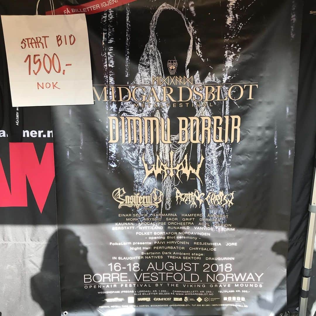 METAL HAMMERさんのインスタグラム写真 - (METAL HAMMERInstagram)「@midgardsblot are auctioning last year’s gigantic poster off in aid of @metalheads_against_bullying  If you are at this year’s ‘blot head over to the Metalheads Against Bullying stand for your chance to win! Bidding starts at 1500NOK!」8月17日 0時42分 - metalhammeruk